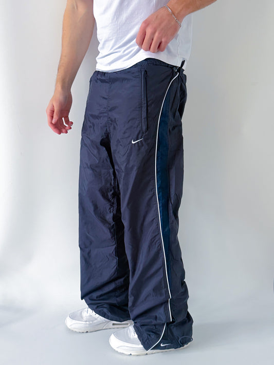 Nike Vintage *PREMIUM* Trackpants | M