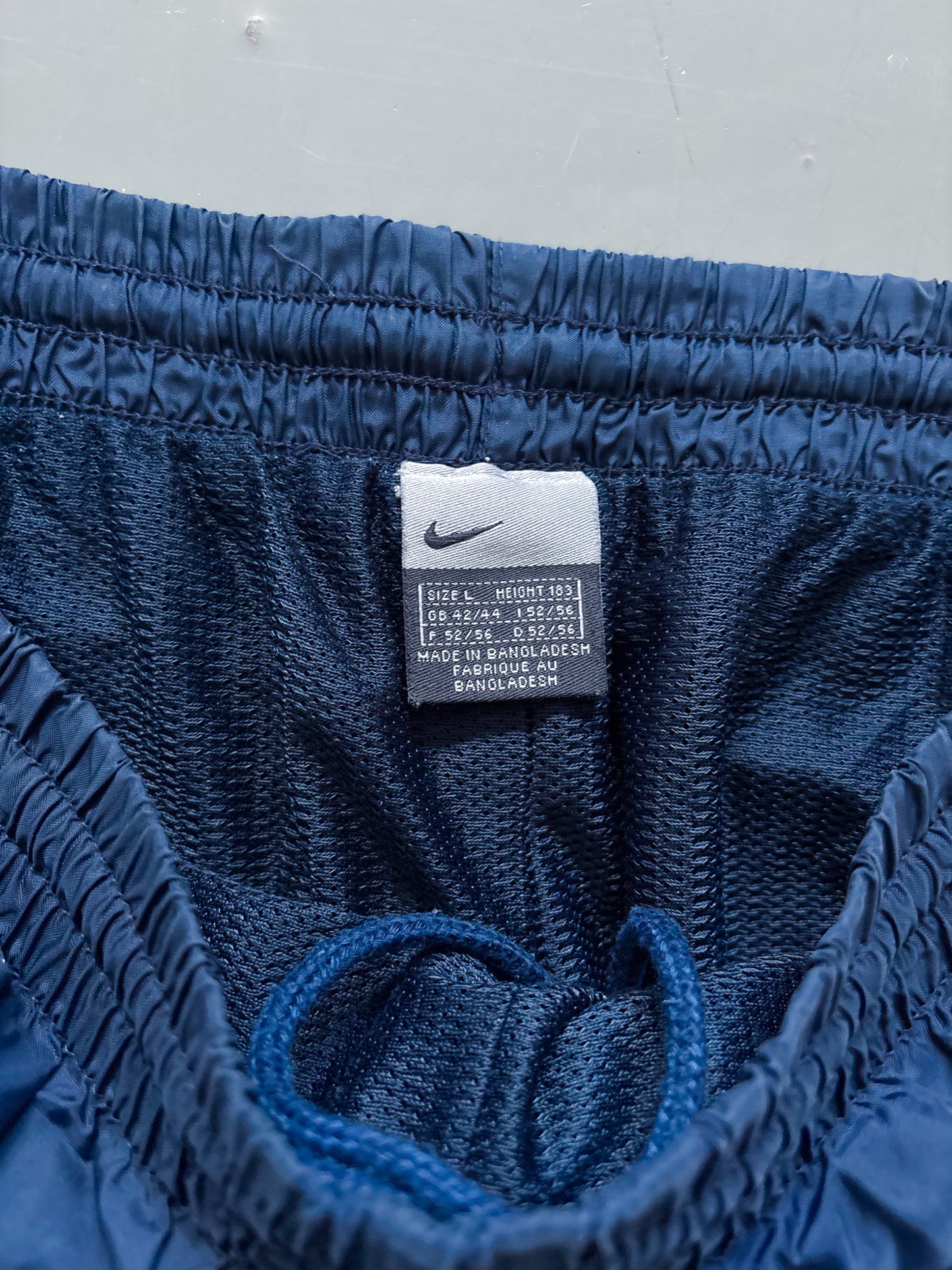 Nike Vintage Trackpants | L