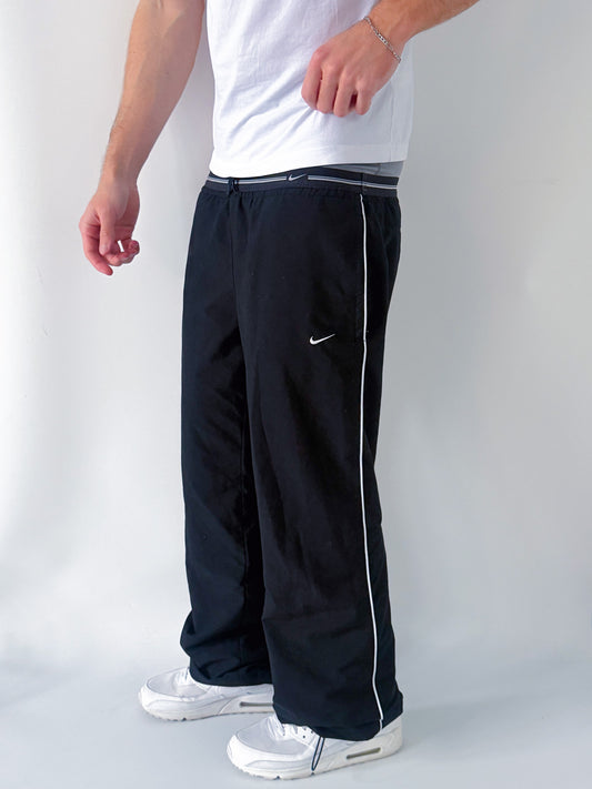 Nike Vintage Trackpants | M