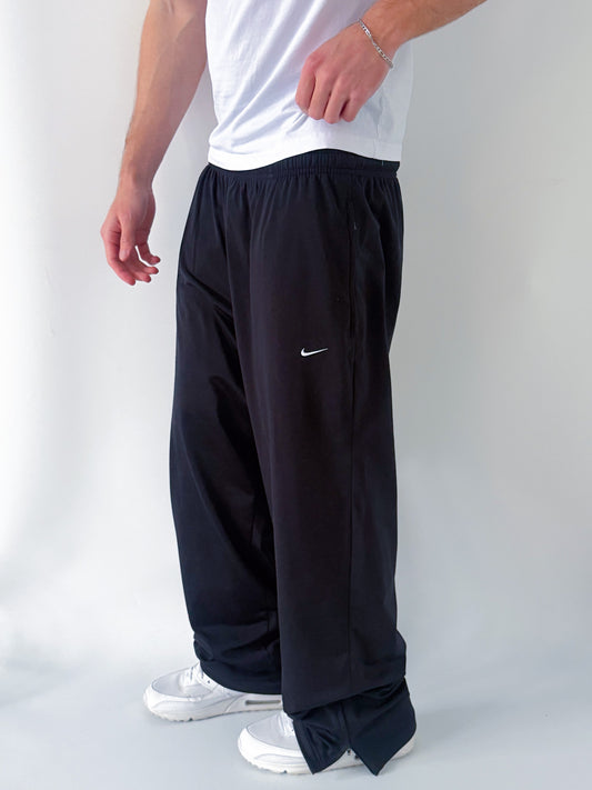 Nike Vintage Trackpants | L