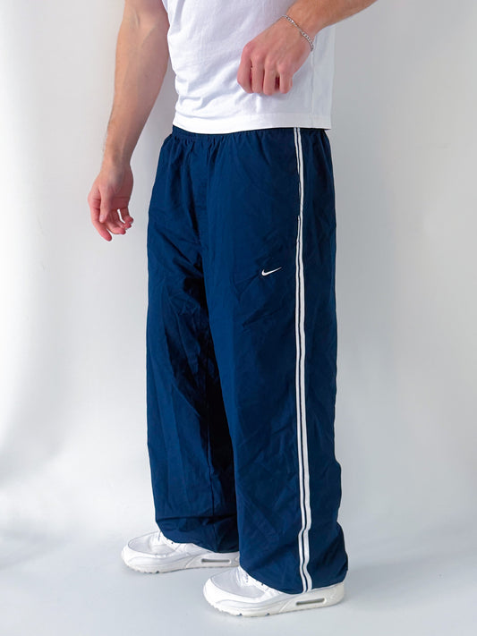 Nike Vintage Trackpants | L