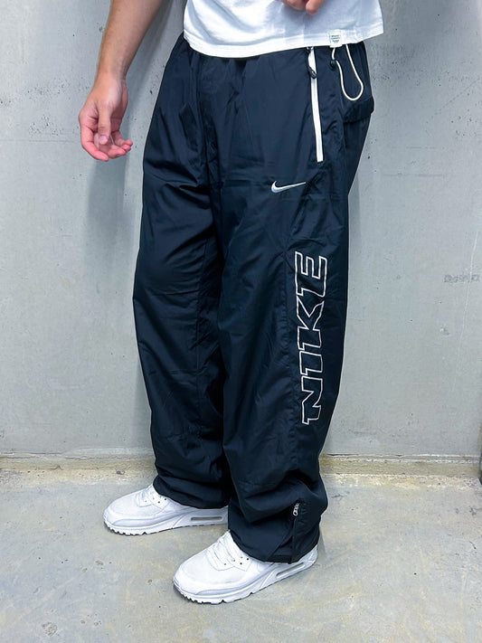 Nike Vintage Trackpants | L