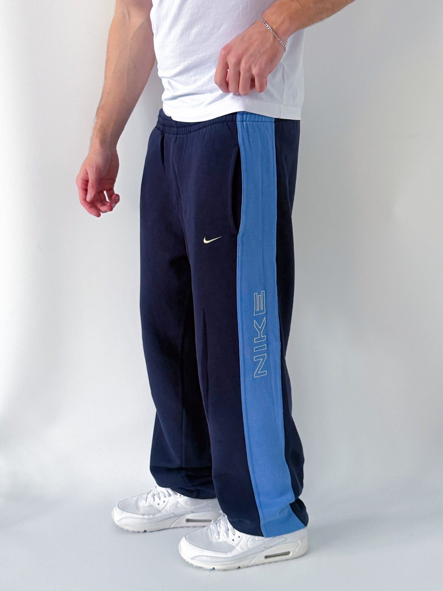 Nike Vintage Sweatpants | M