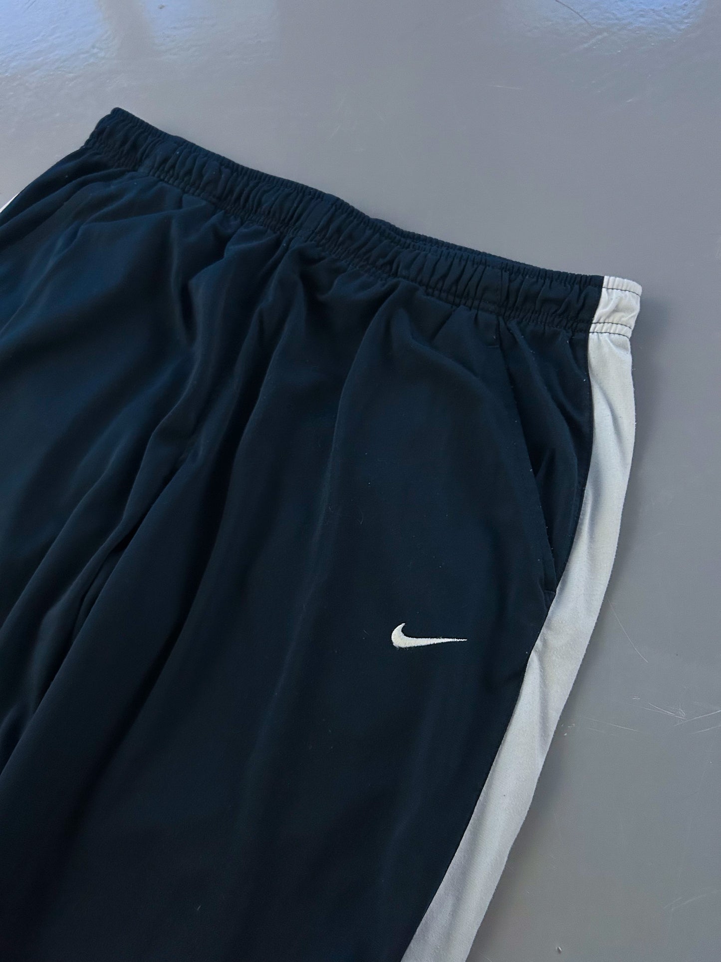Nike Vintage Trackpants | M
