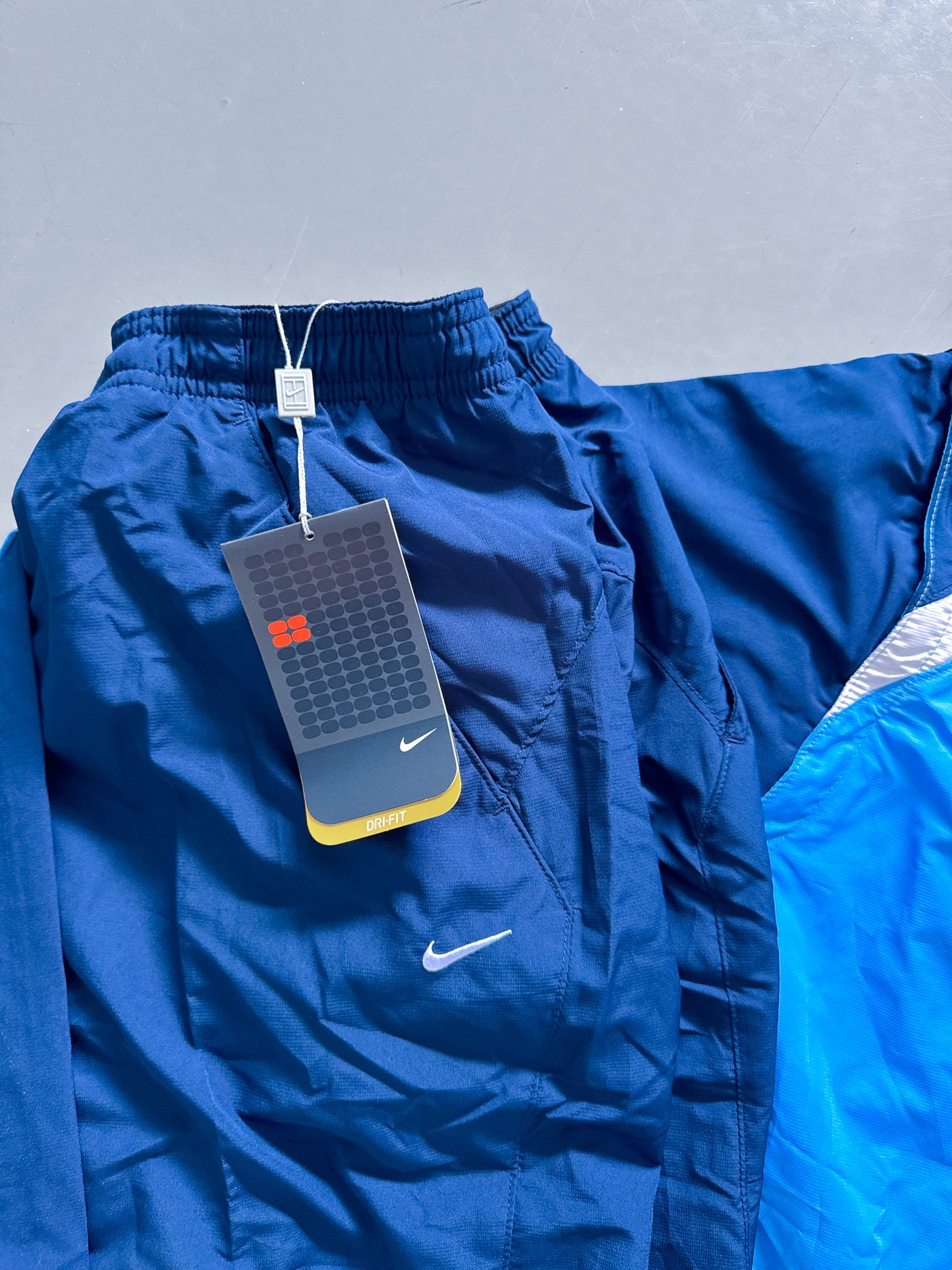 Nike Vintage *Deadstock* Tracksuit | XL