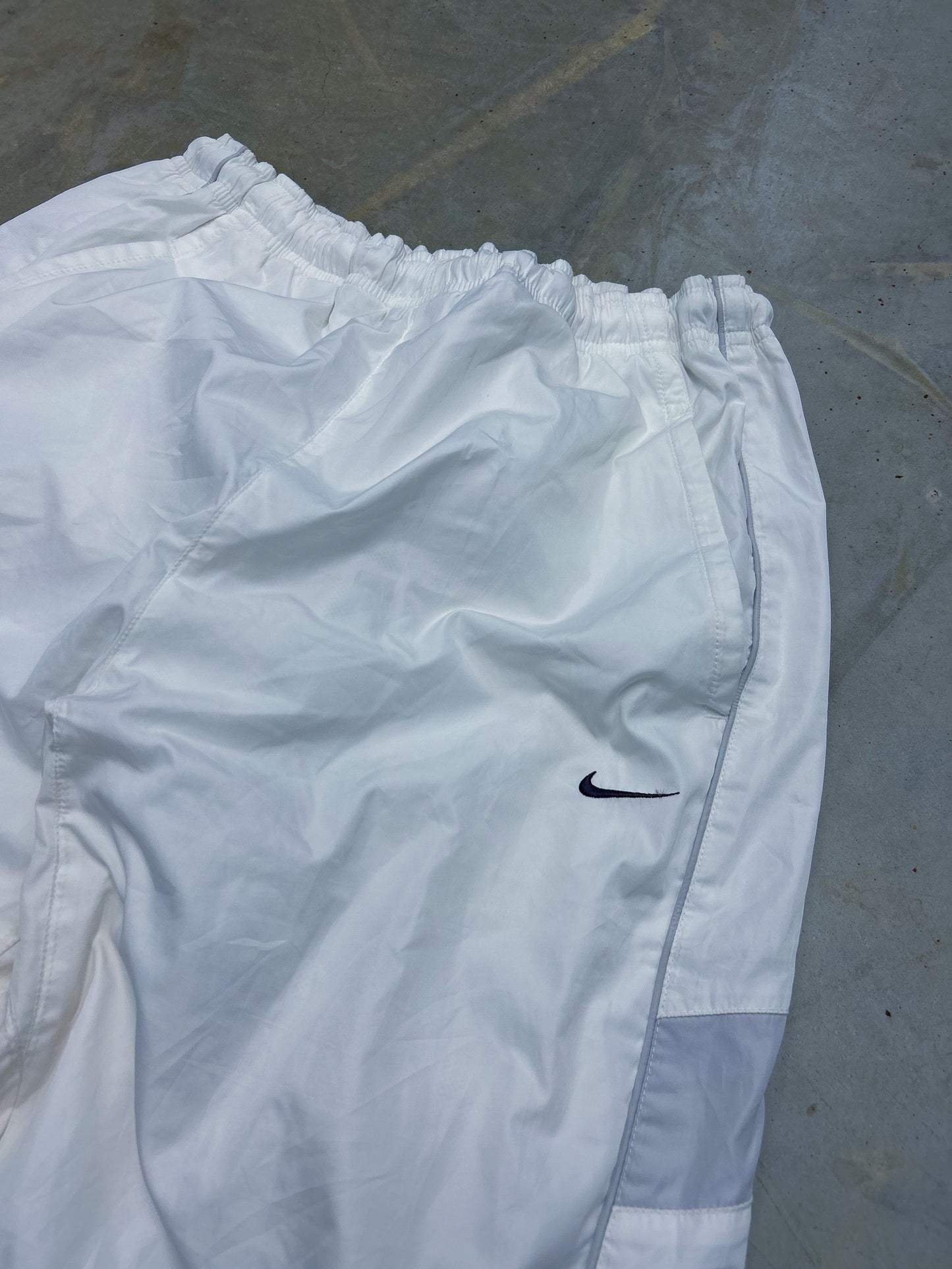 Nike Vintage *Premium* Trackpants | M