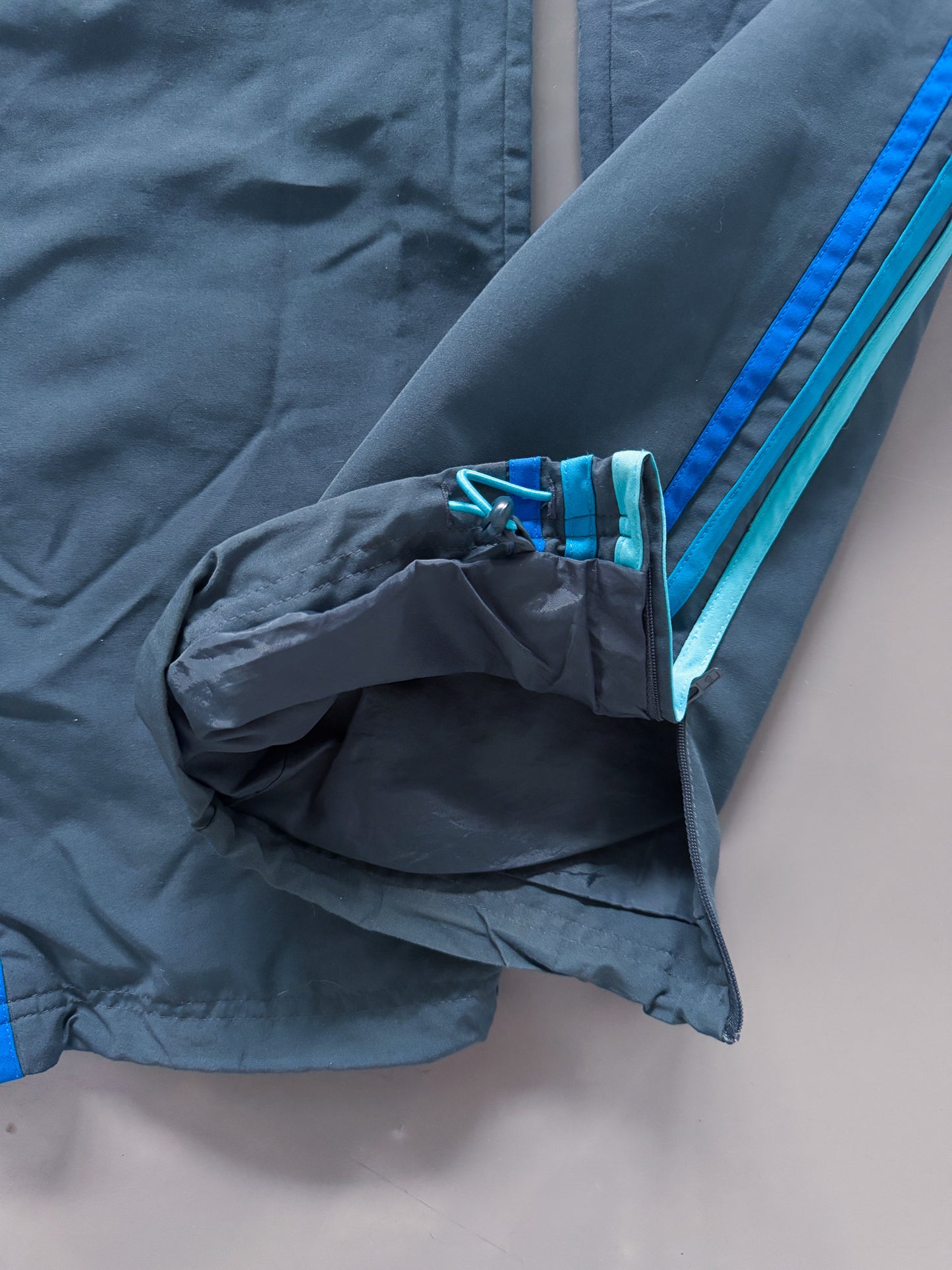 Adidas Vintage Trackpants | M