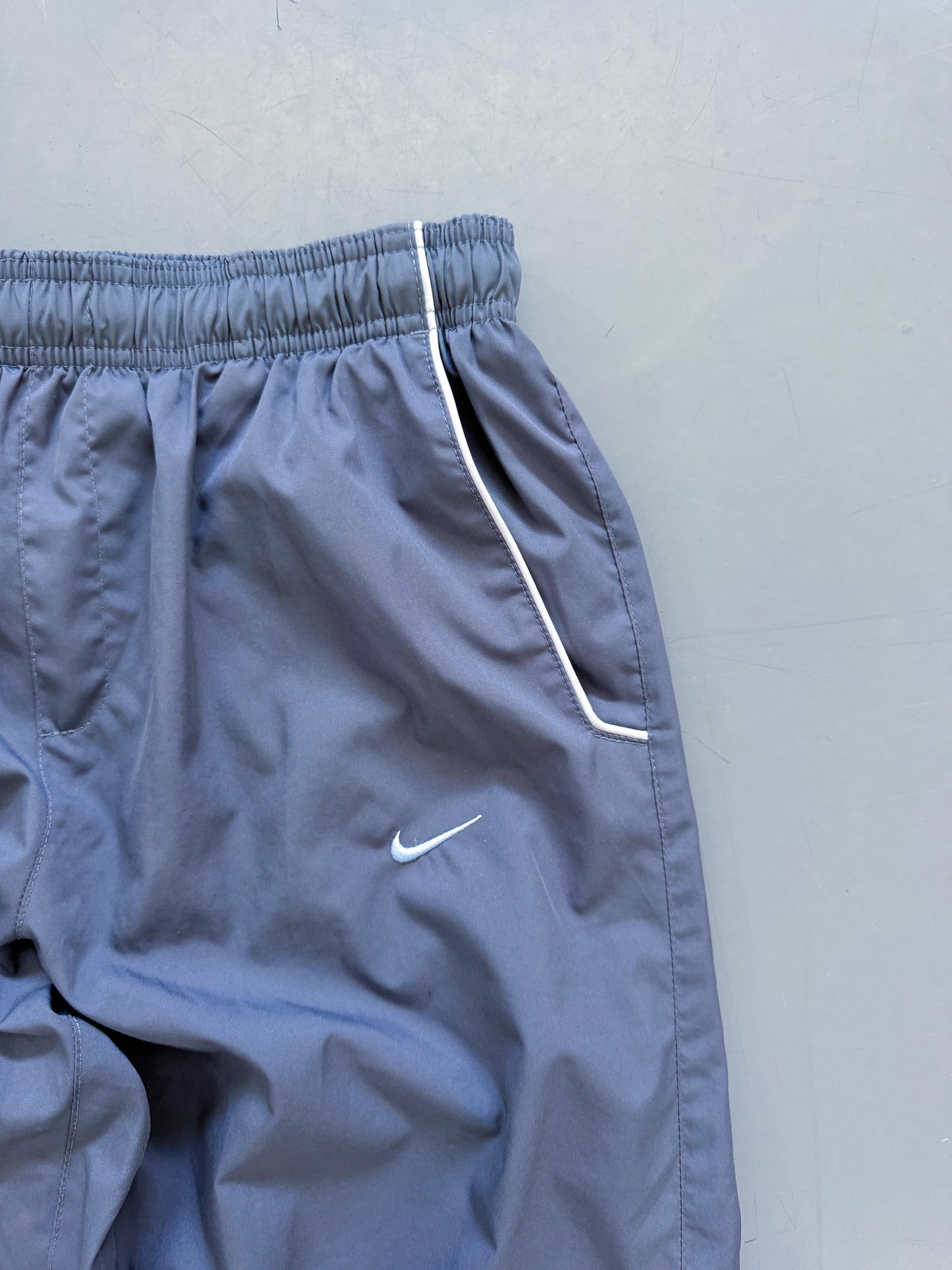 Nike Vintage *AIRMAX* Trackpants | XS