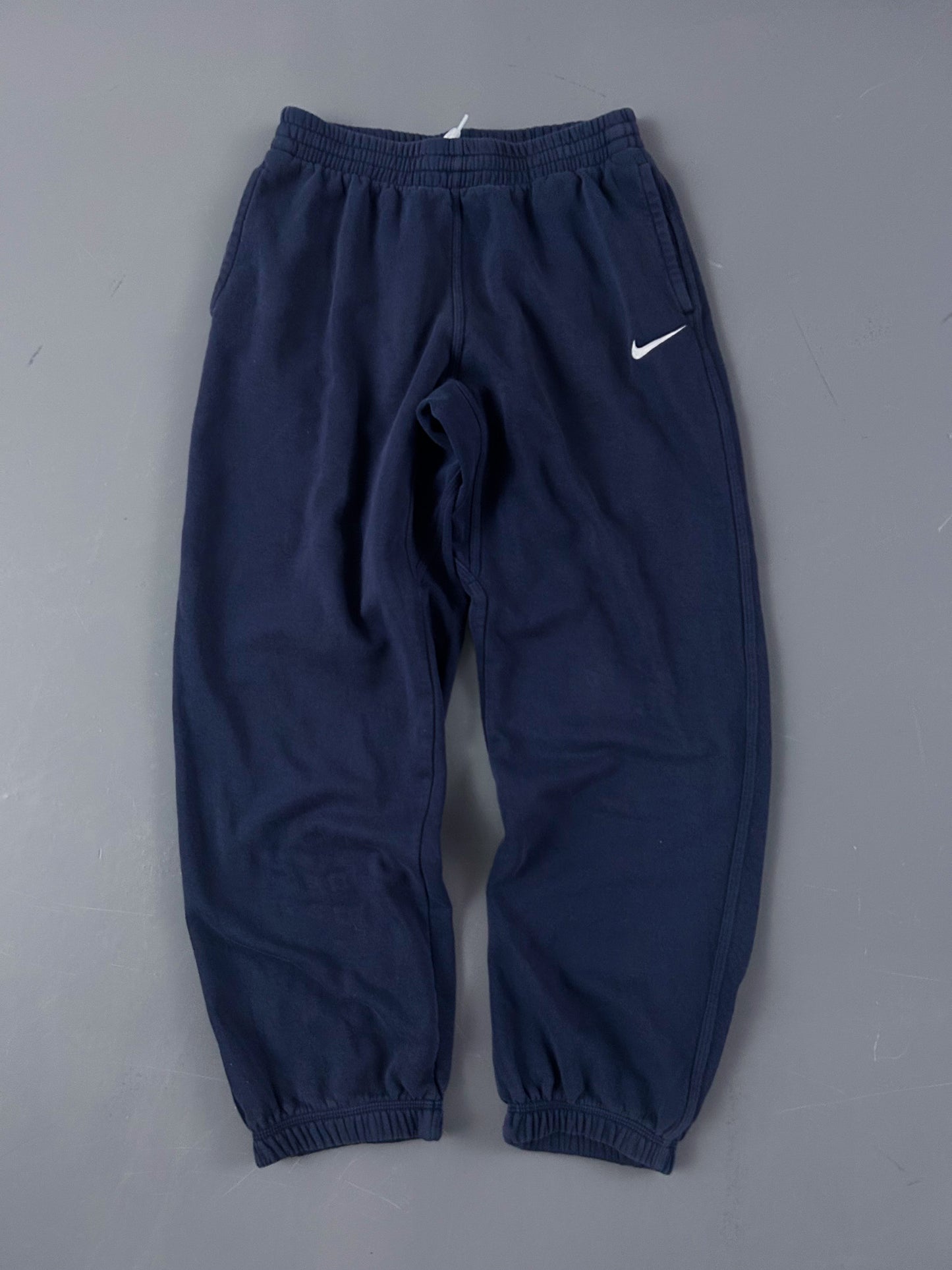 Nike Vintage Navy Sweatpants | XS