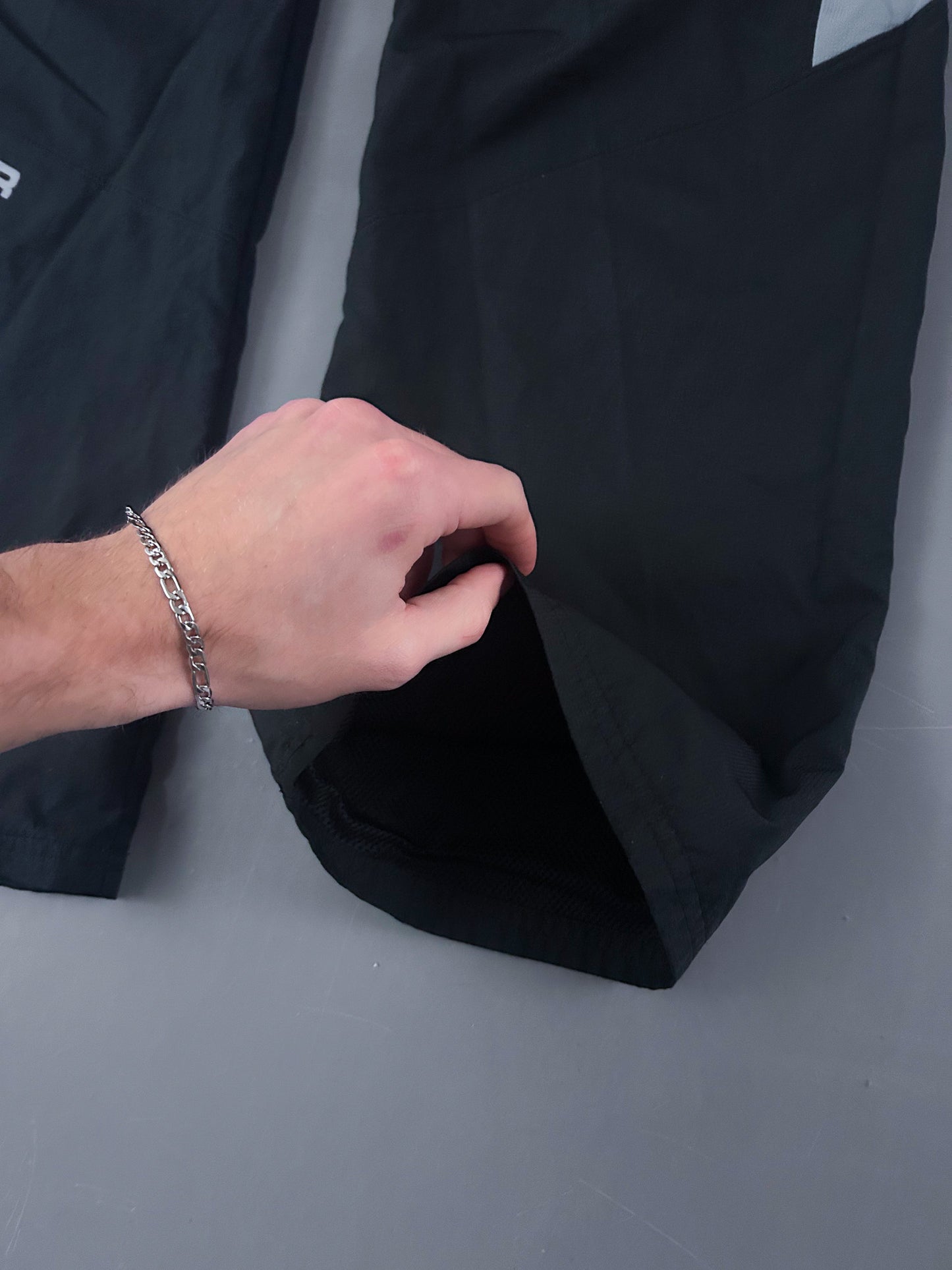 Under Armour Vintage Trackpants | S