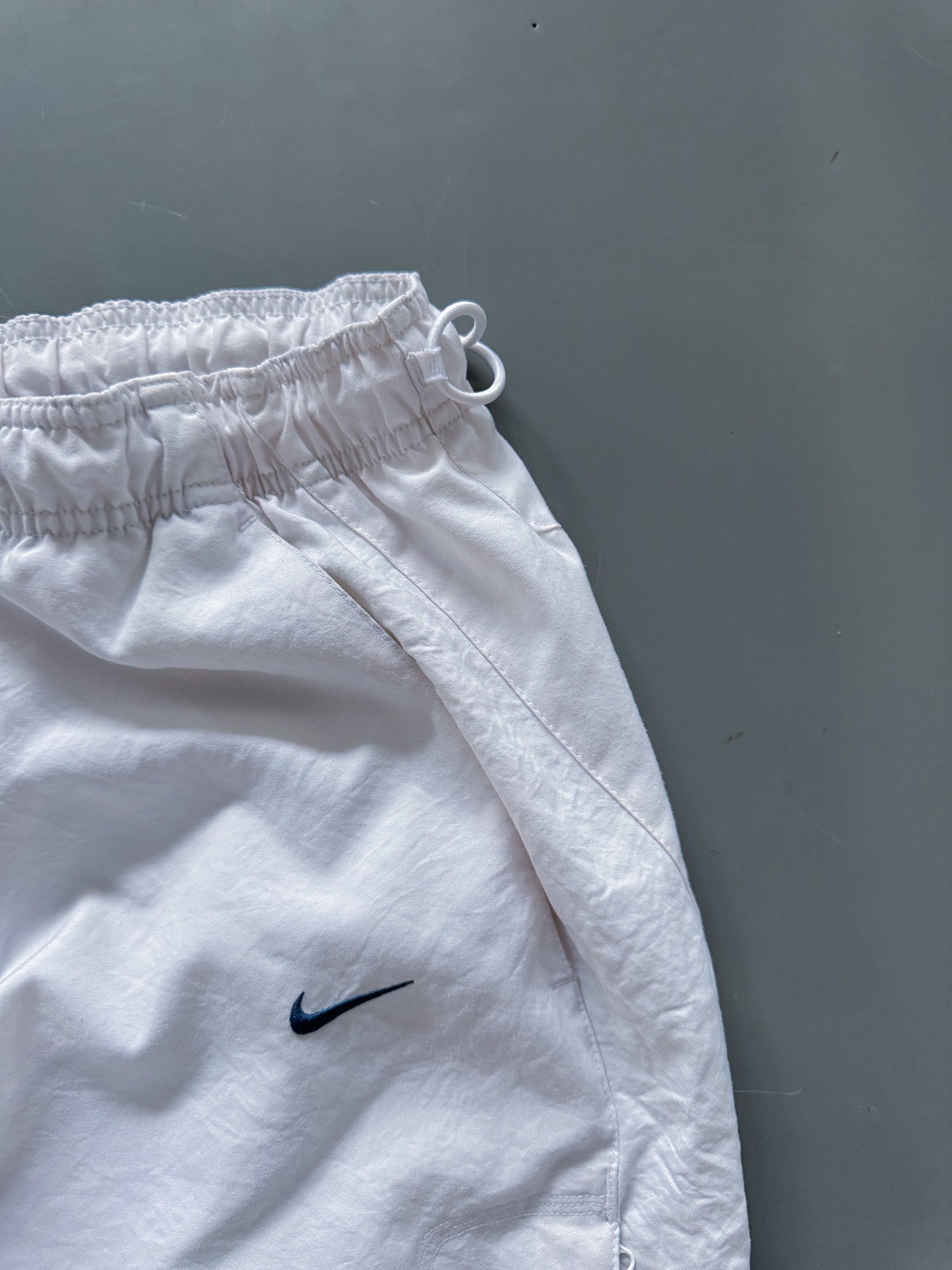 Nike Air Vintage Trackpants | M