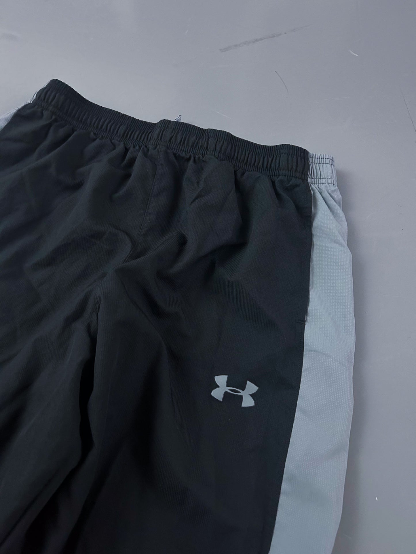Under Armour Vintage Trackpants | S