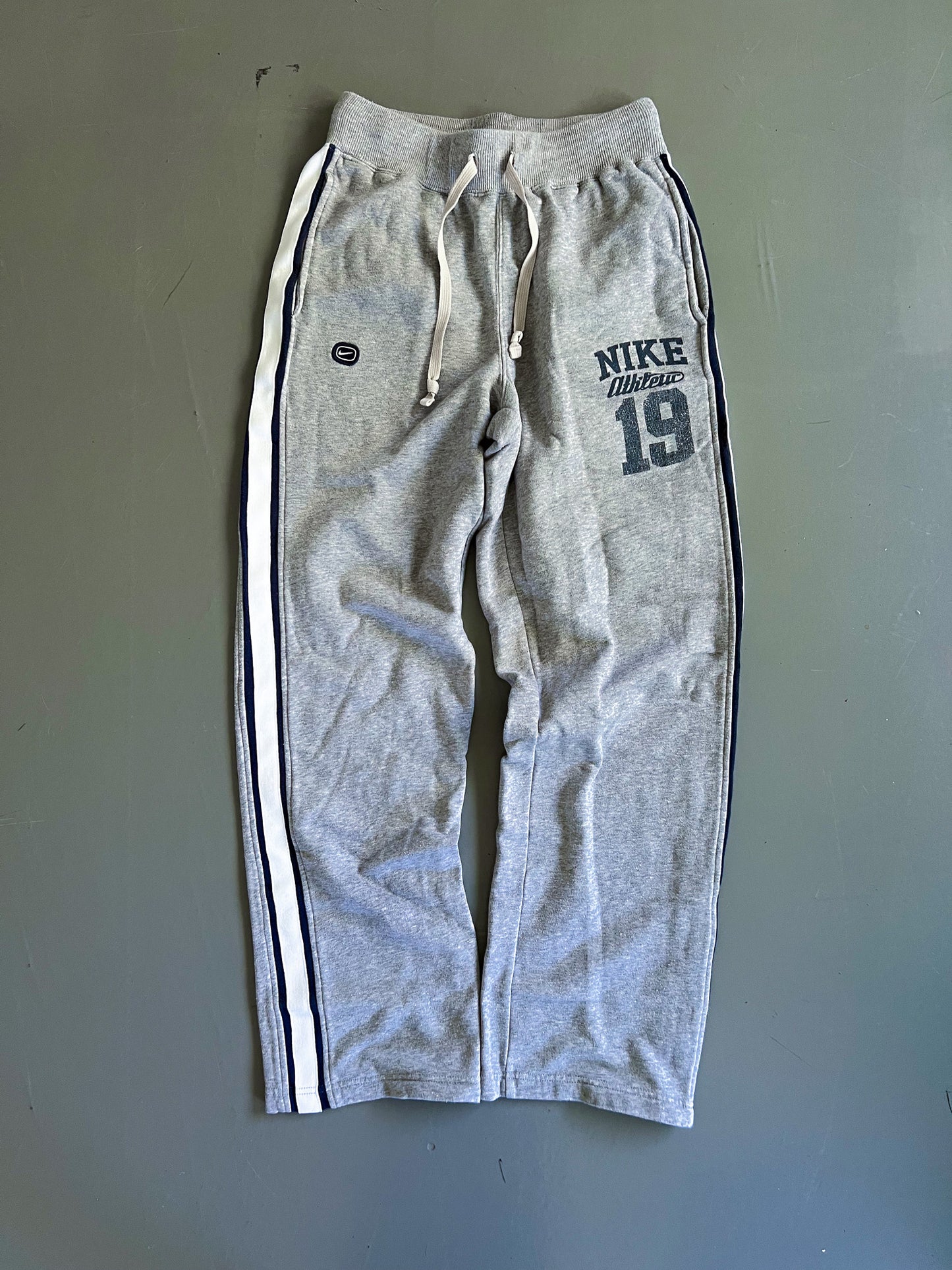 Nike Vintage Open Leg Sweatpants| S