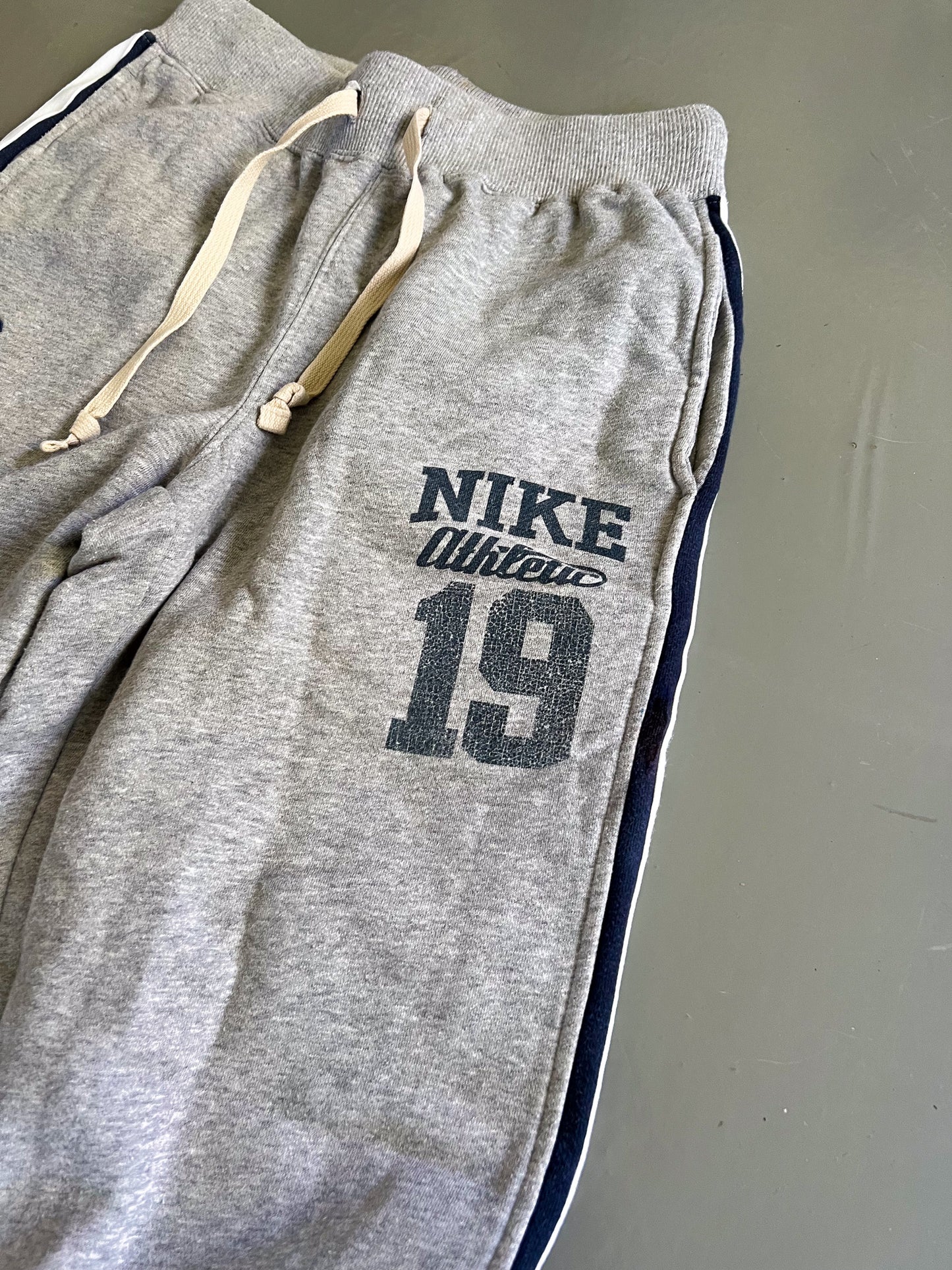 Nike Vintage Open Leg Sweatpants| S