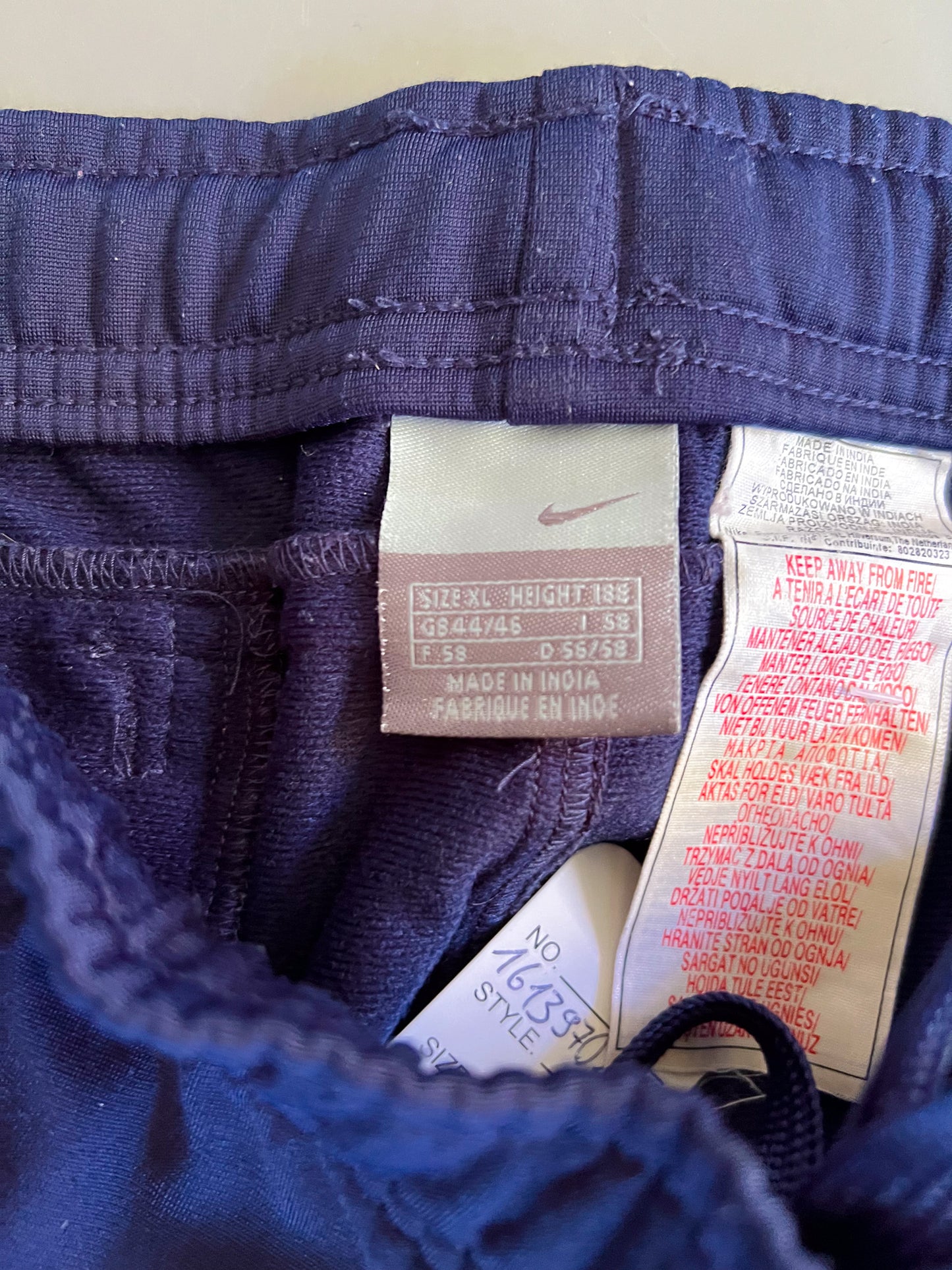 Nike Vintage Trackpants | L