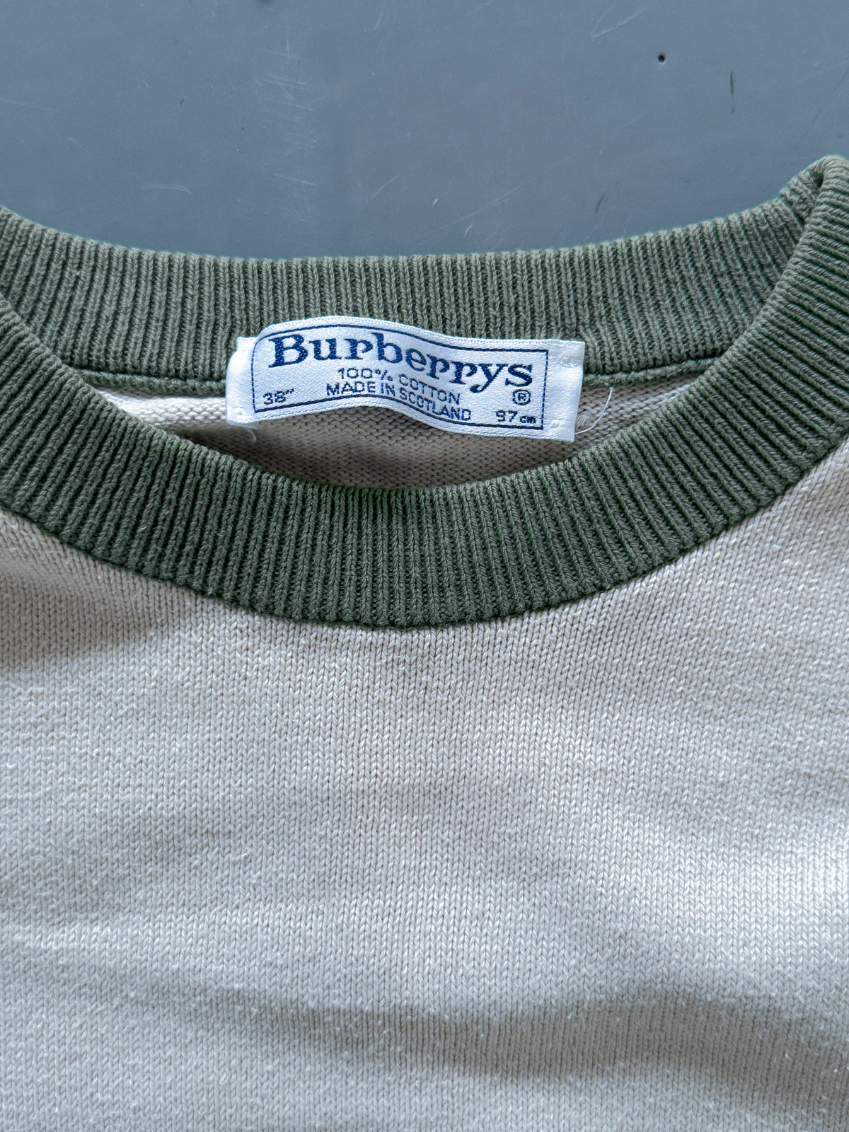 Burberry Vintage Pullover | M