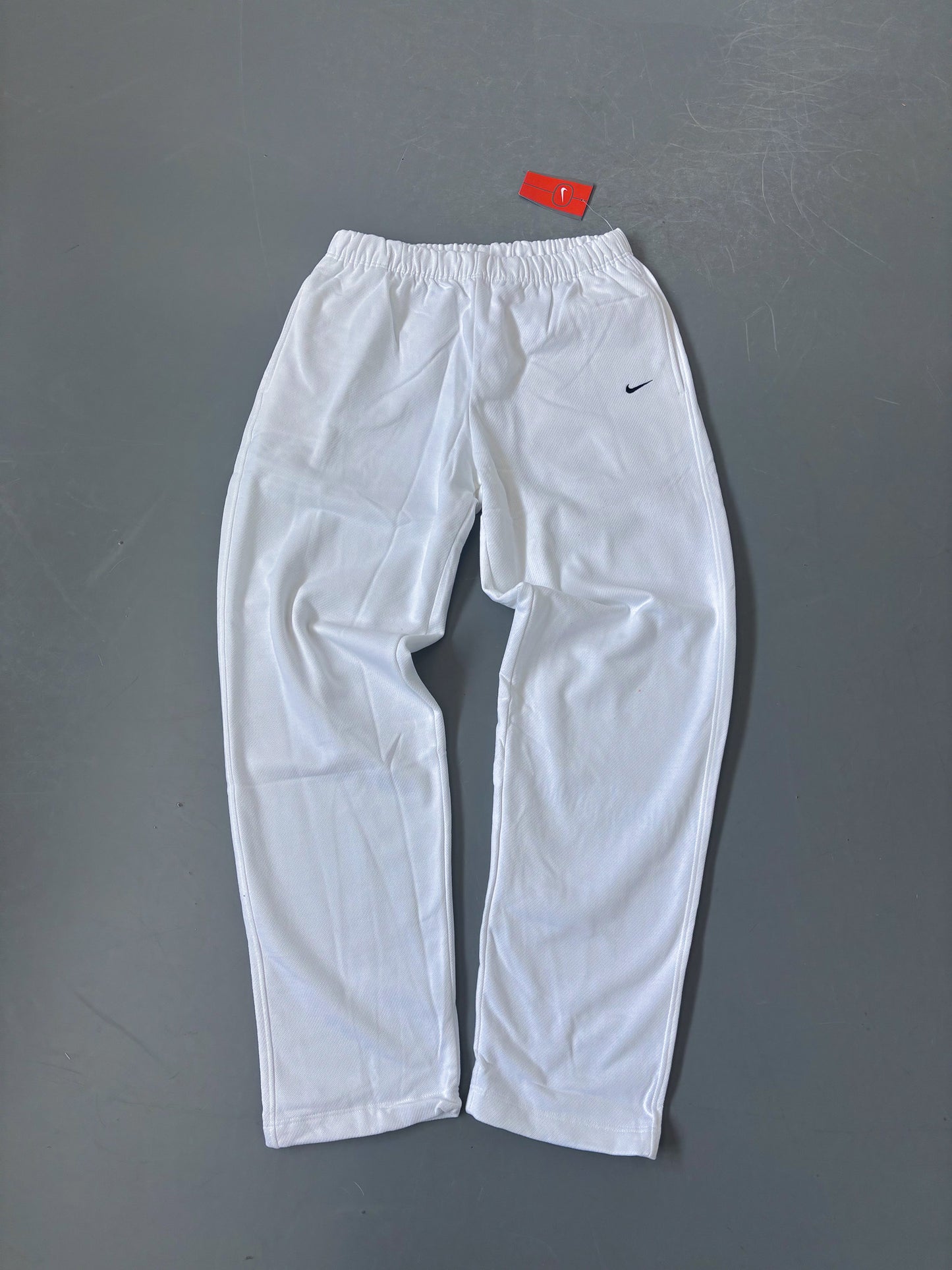 Nike Vintage *PREMIUM* Open Leg Sweatpants | L
