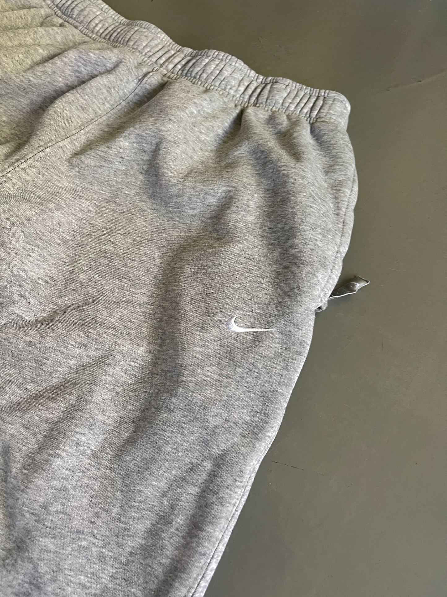 Nike Vintage Trackpants | M
