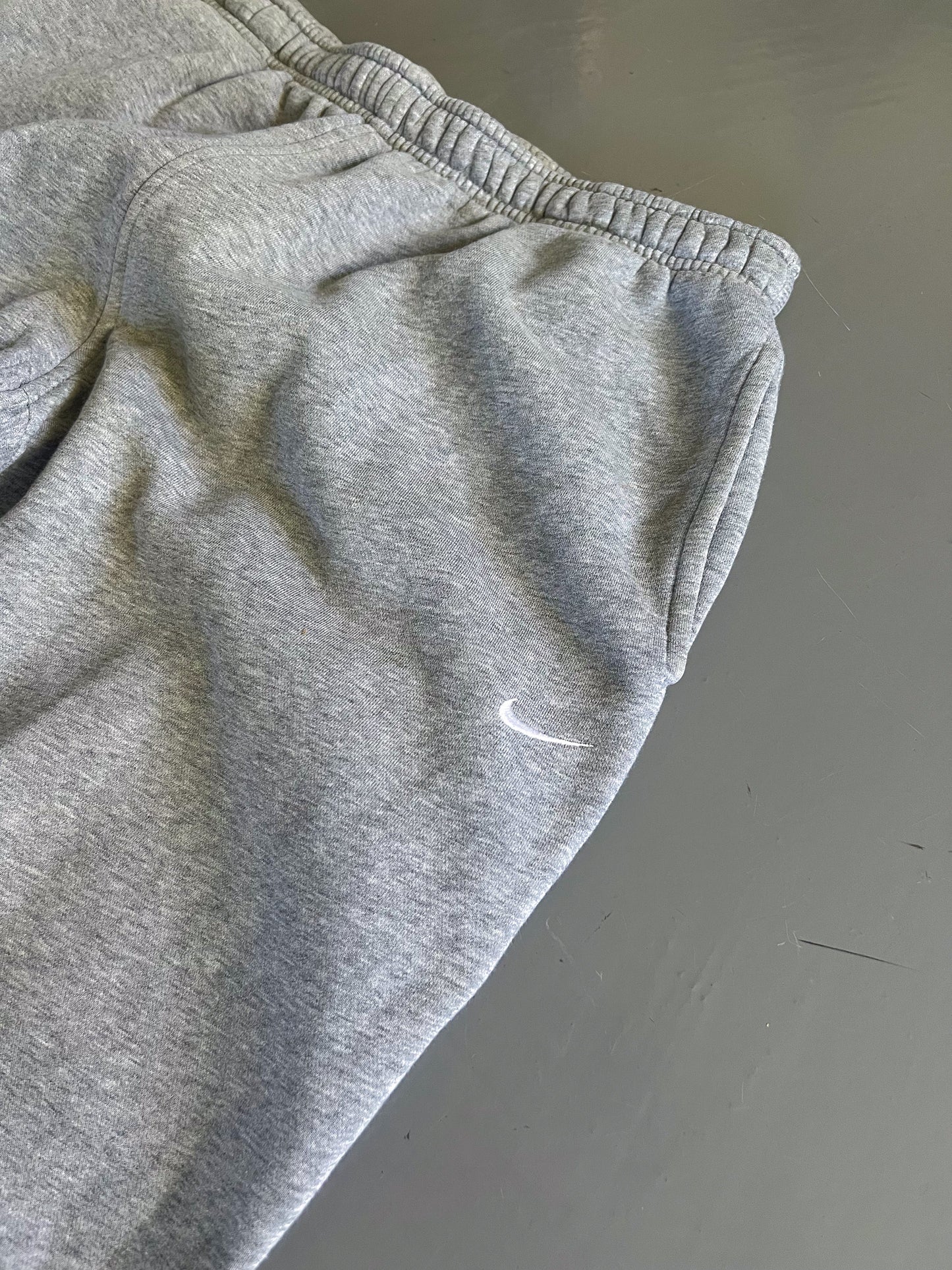 Nike Vintage Sweatpants | L