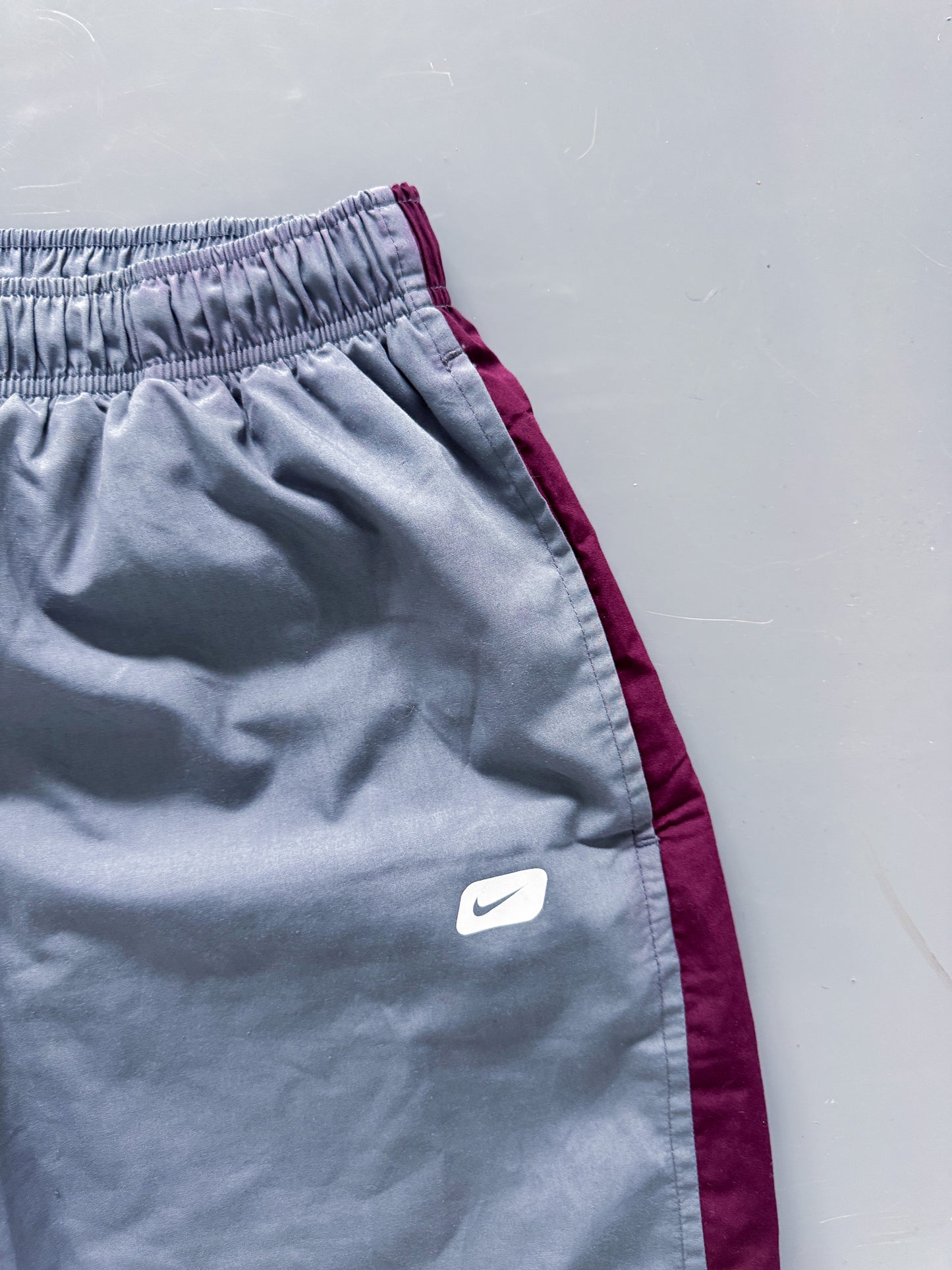 Nike Vintage Trackpants | L
