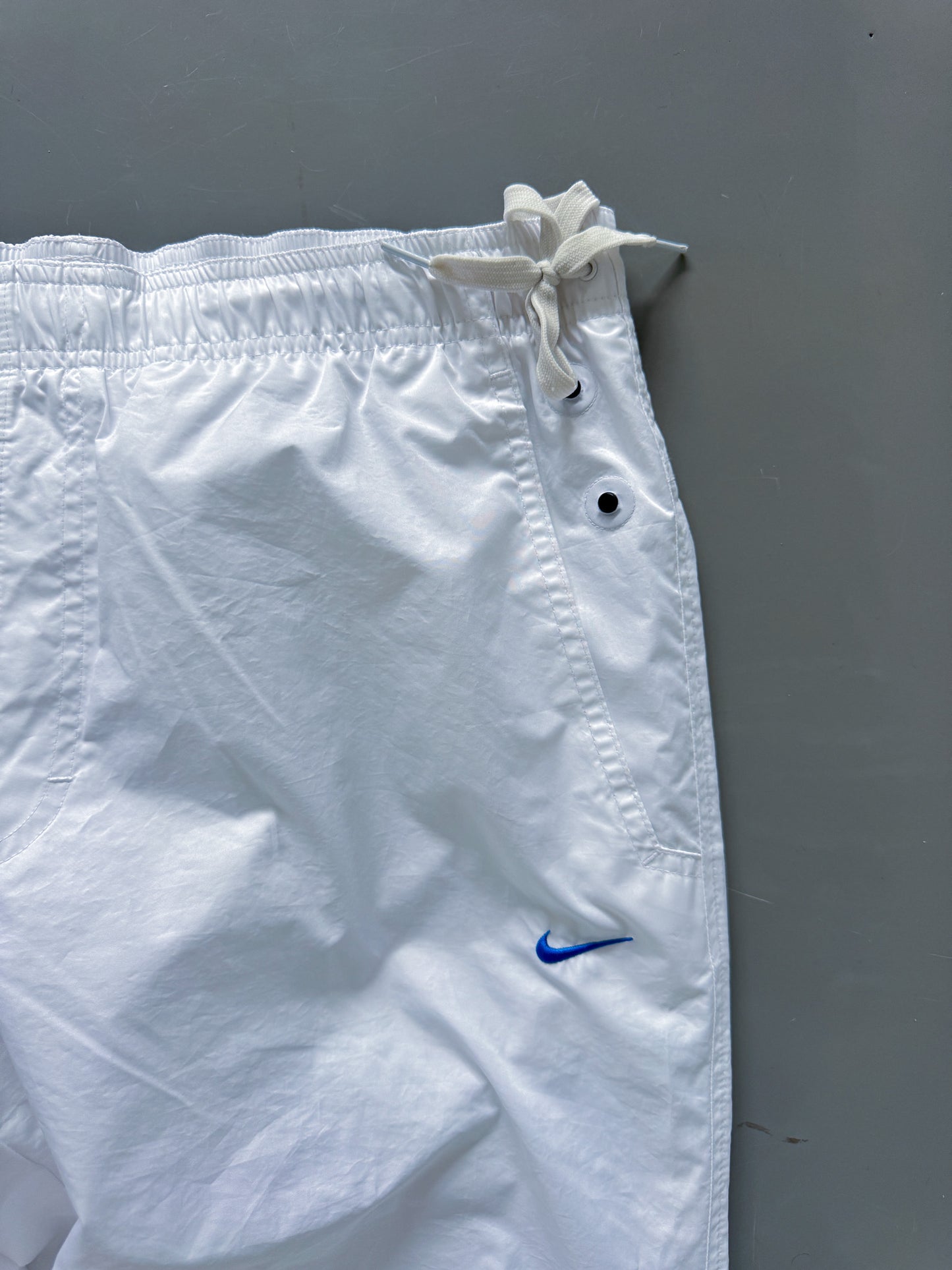 Nike Air Vintage Trackpants | M