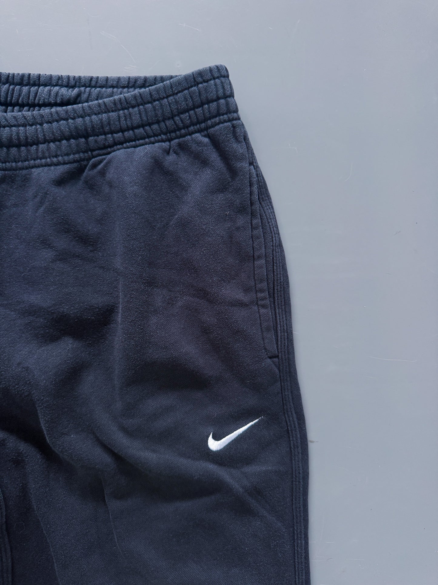 Nike Vintage Trackpants | L