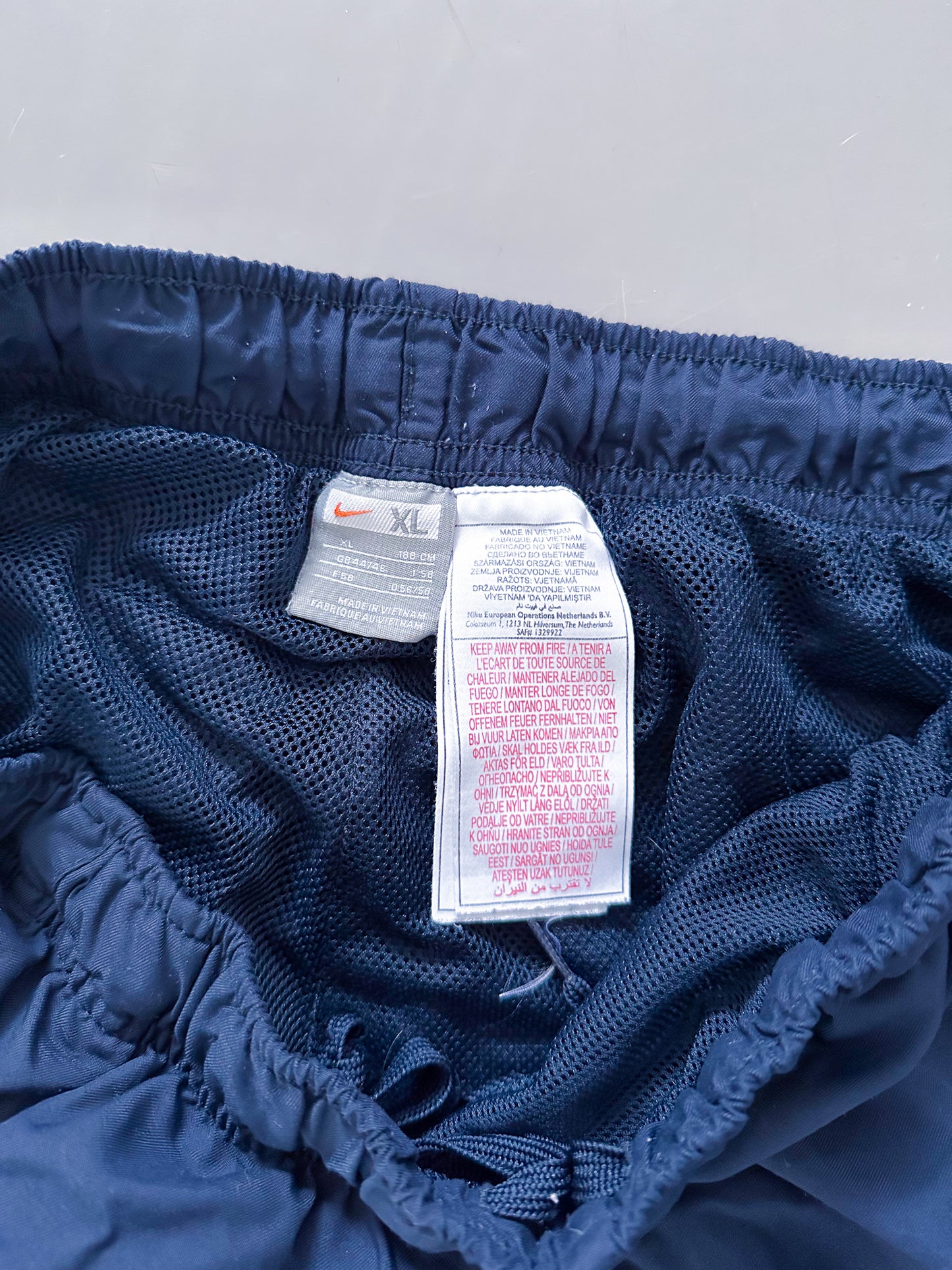 Nike Vintage Trackpants | L