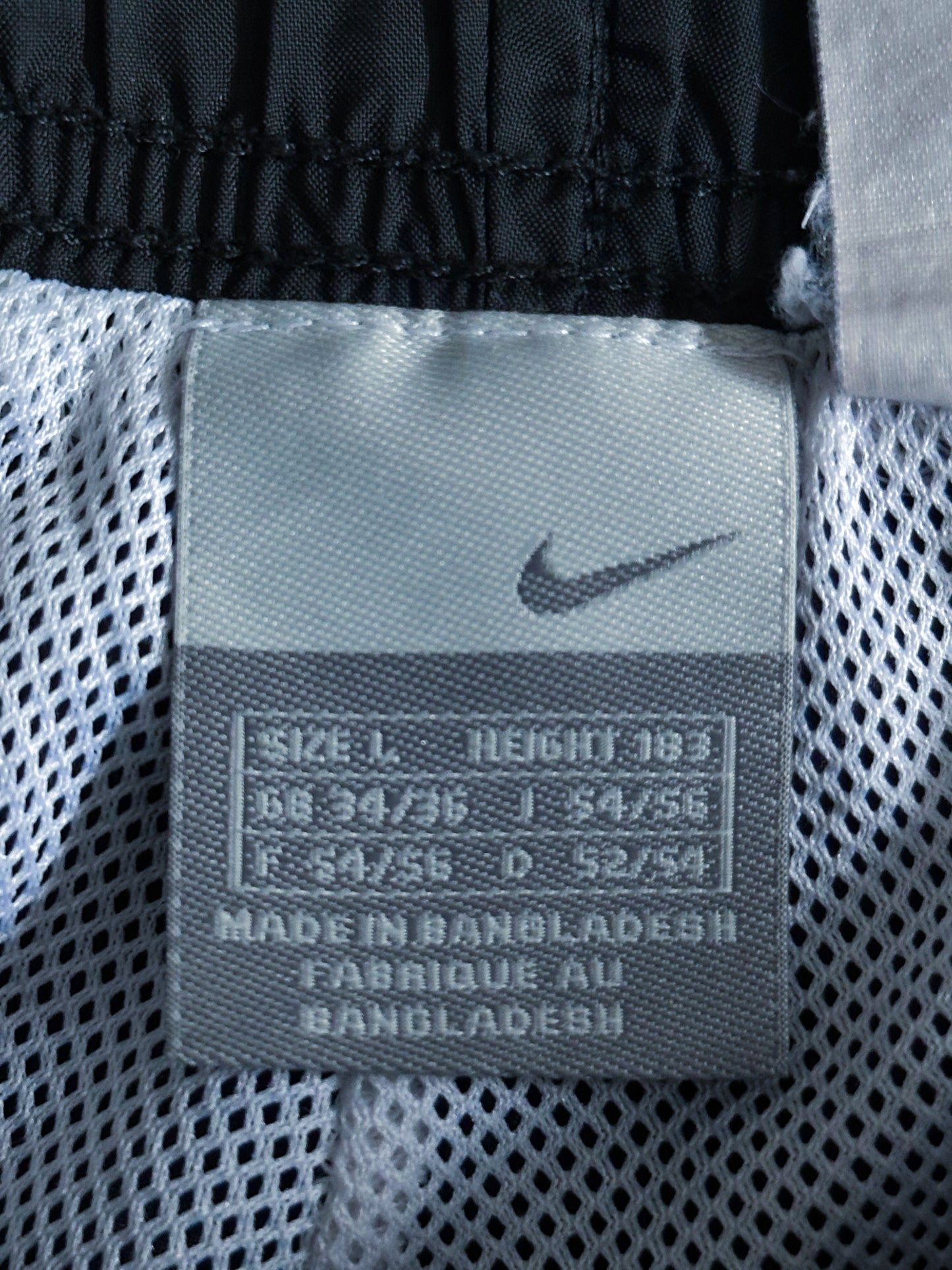 Nike Vintage *PREMIUM* Trackpants | M