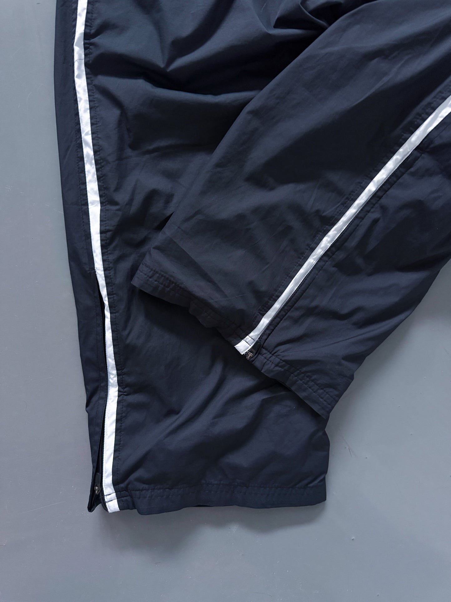 Nike Vintage Trackpants | L