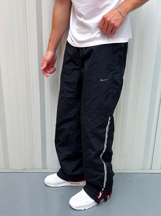 Nike Vintage Trackpants | L