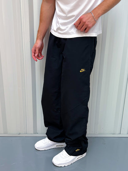 Nike Vintage Trackpants | L
