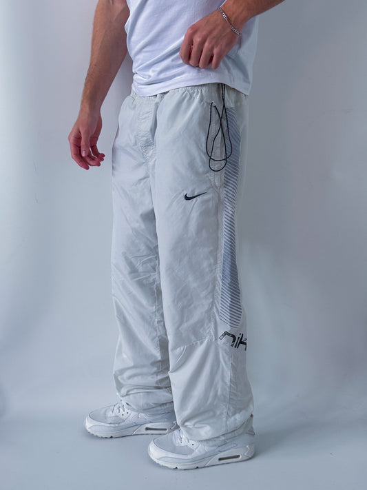 Nike Vintage Trackpants | L