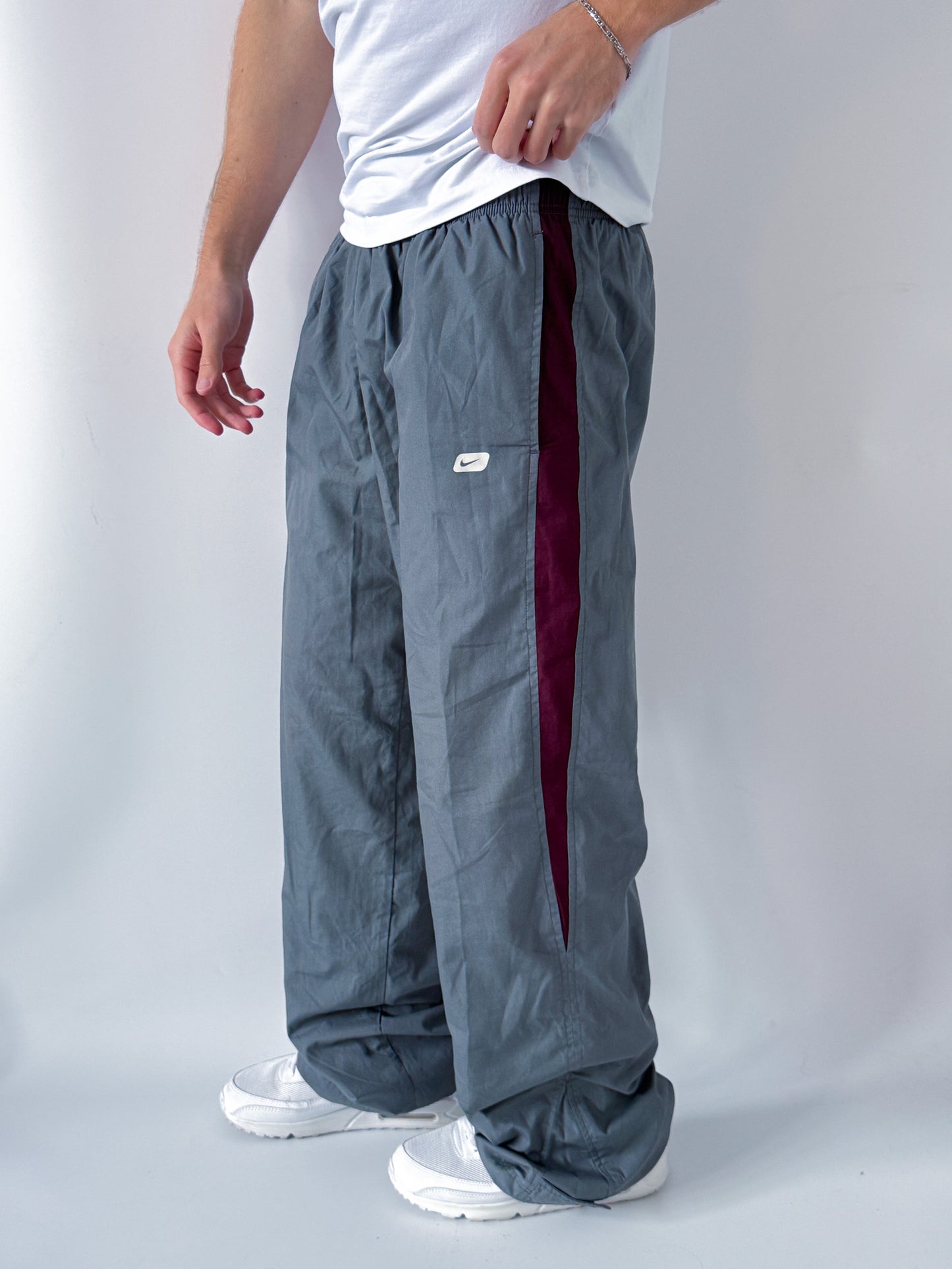 Nike Vintage Trackpants | L