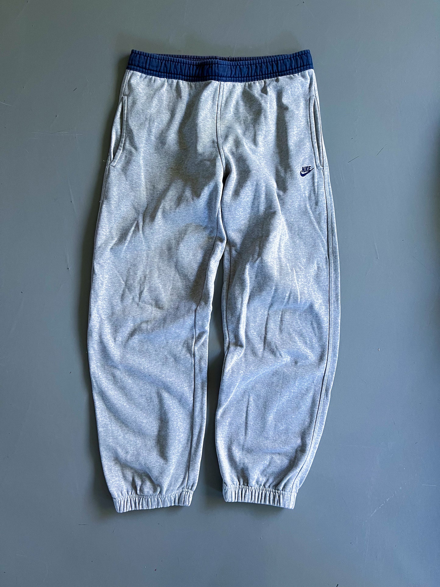 Nike Vintage Sweatpants | L