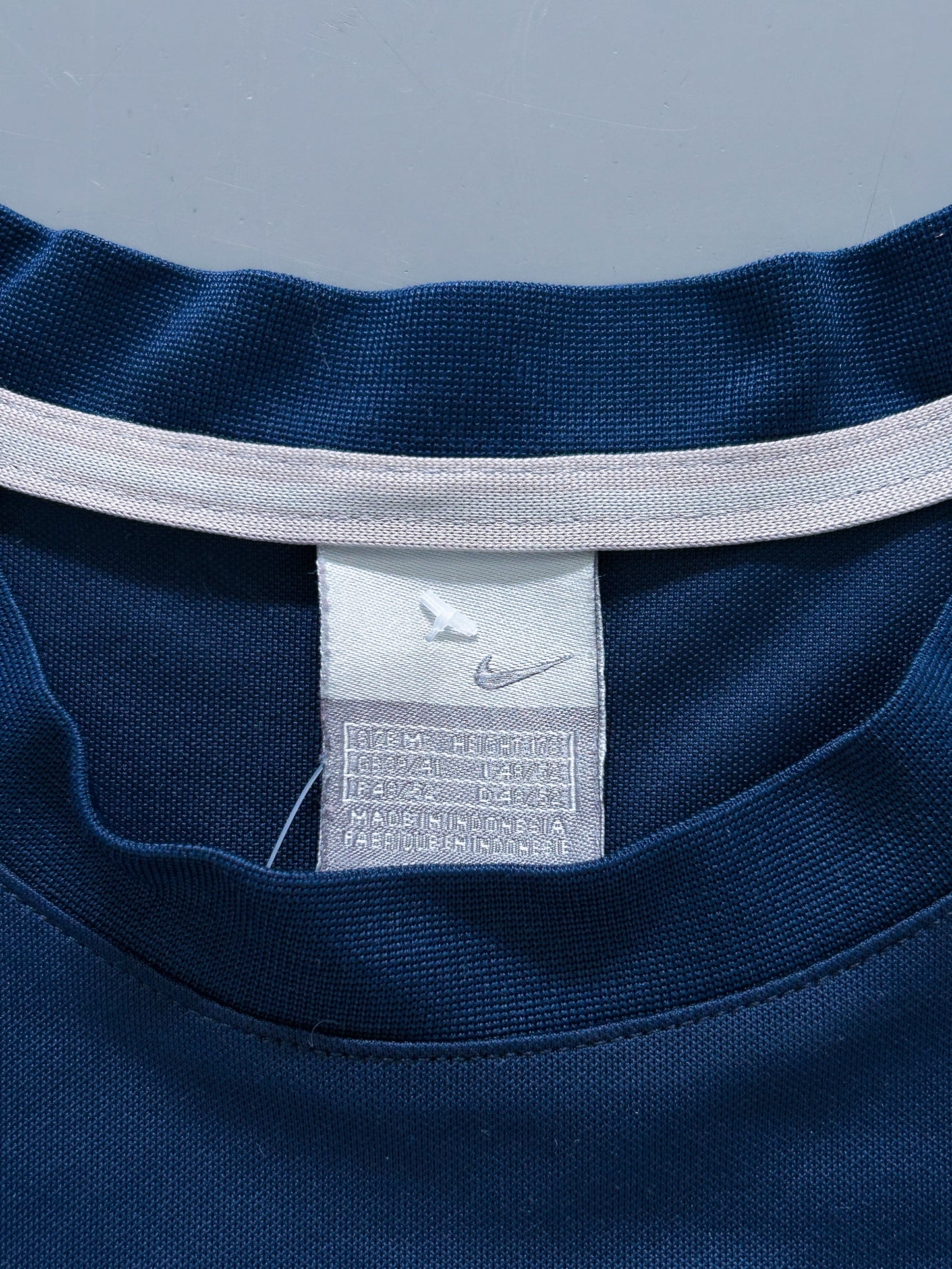 Nike Vintage *PREMIUM* Shirt | M
