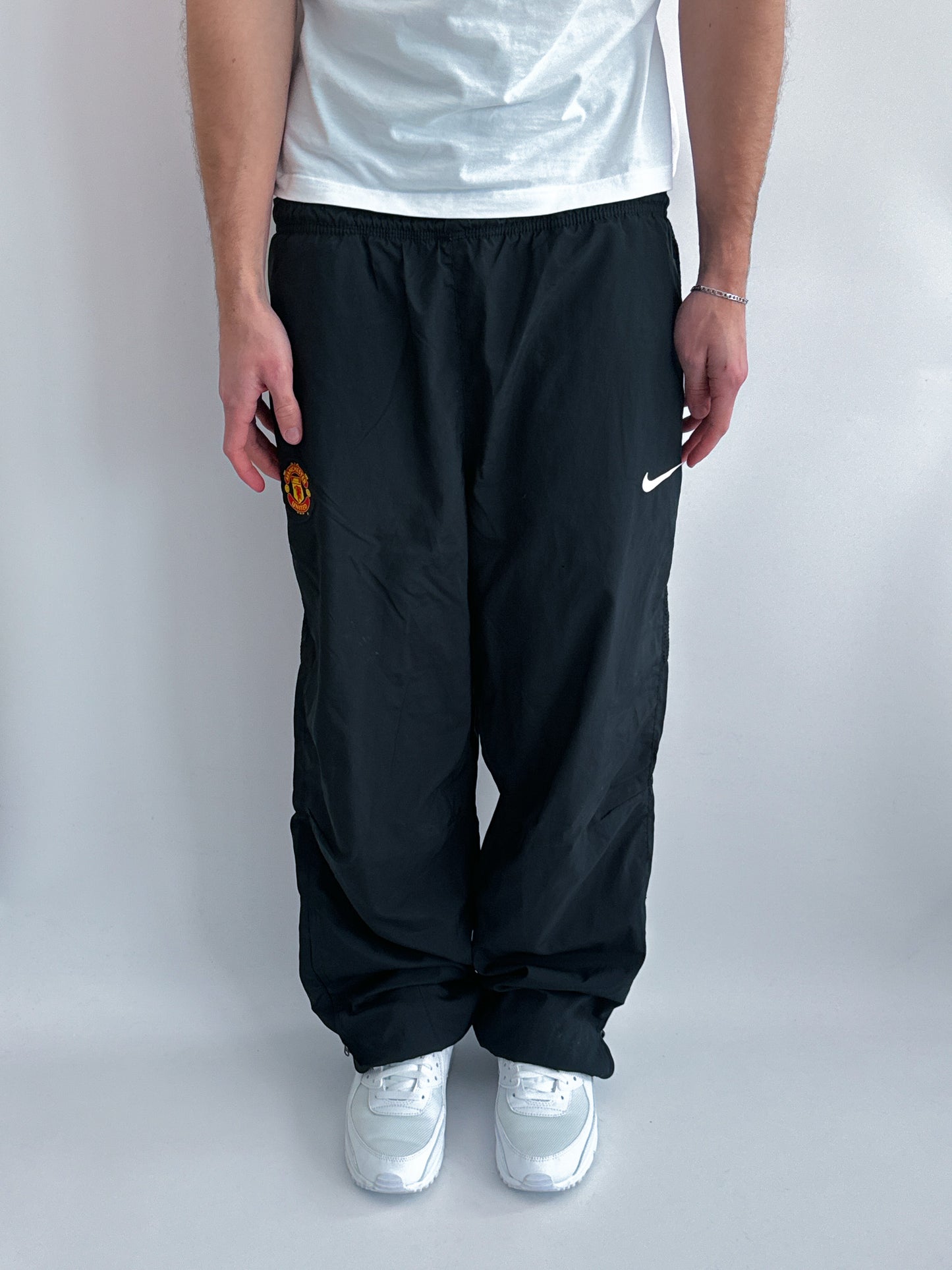 Nike x ManU Vintage Trackpants | M