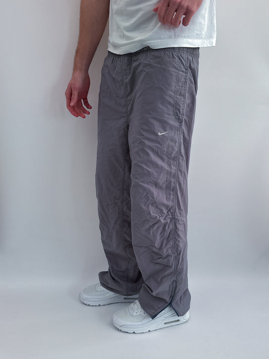 Nike Vintage Trackpants | L
