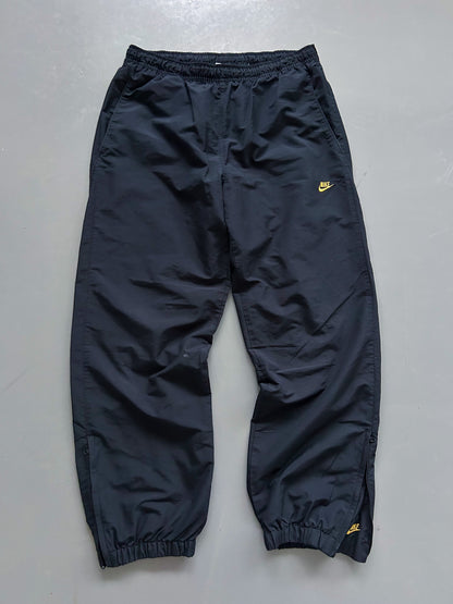 Nike Vintage Trackpants | L
