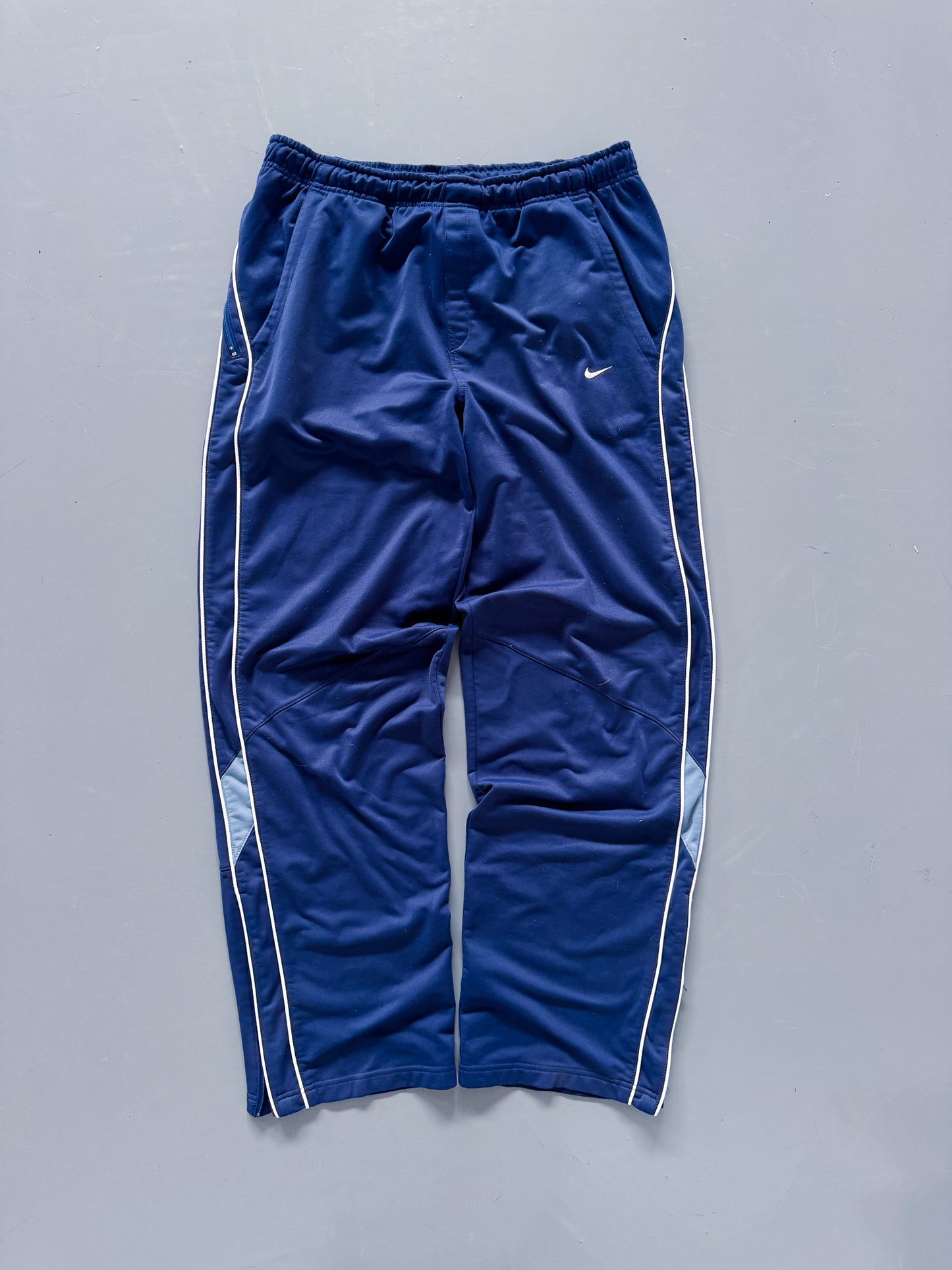 Nike Vintage Trackpants | L