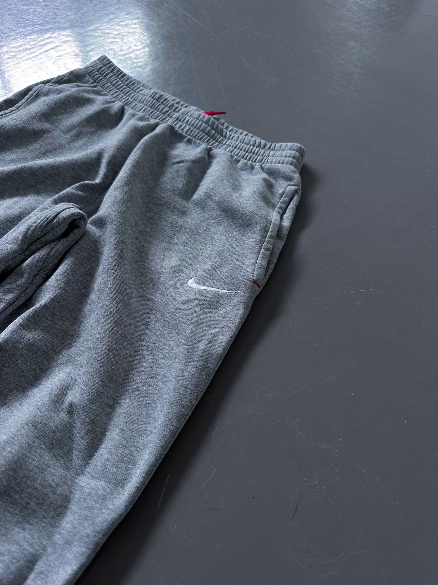 Nike Vintage Sweatpants | XS