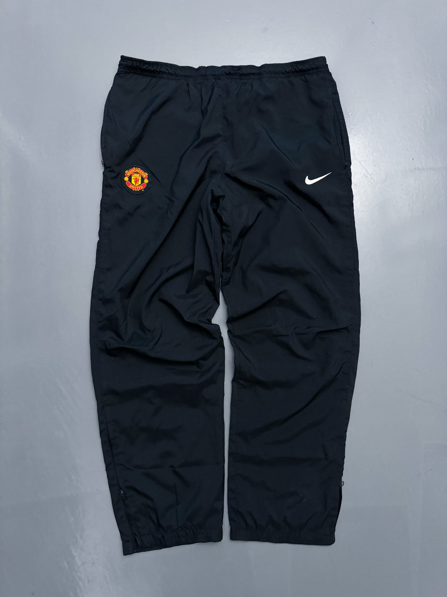 Nike x ManU Vintage Trackpants | M