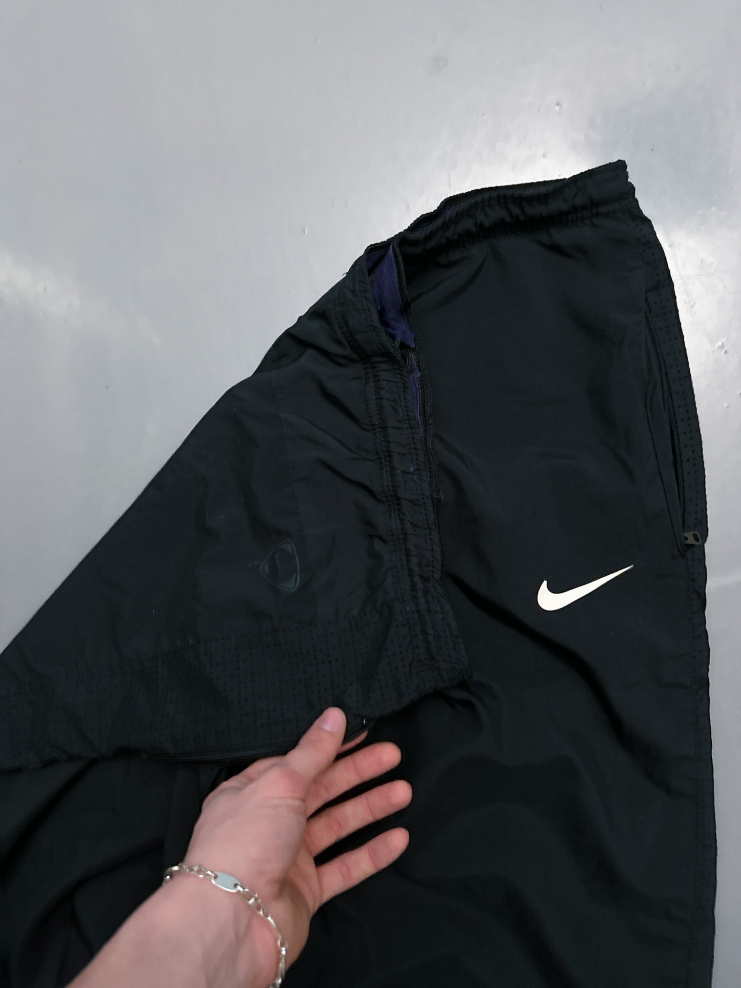 Nike x ManU Vintage Trackpants | M