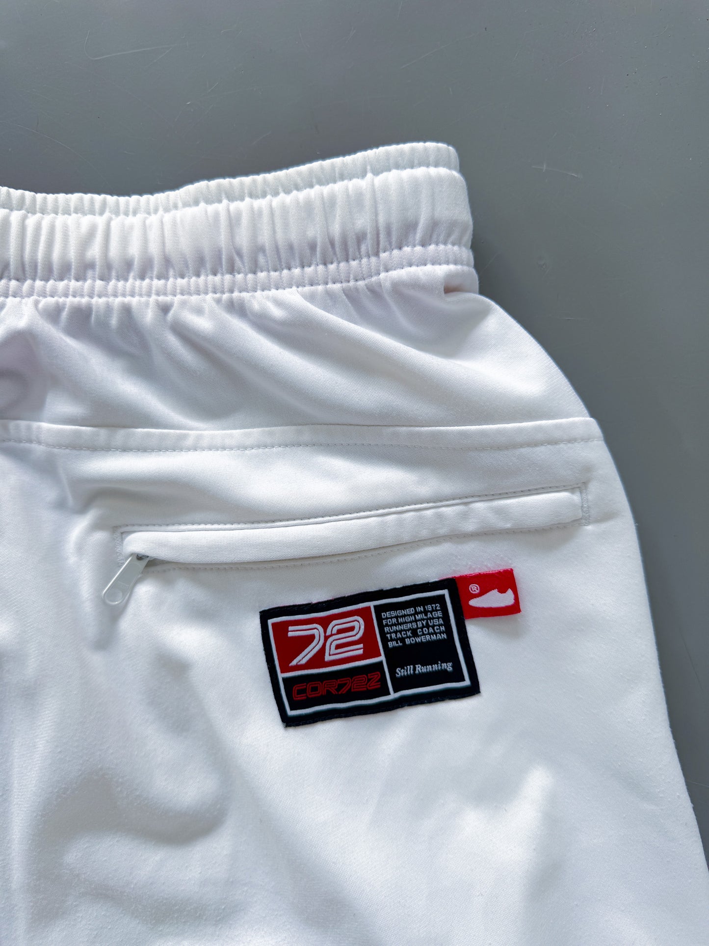 Nike Vintage *PREMIUM* Trackpants | L