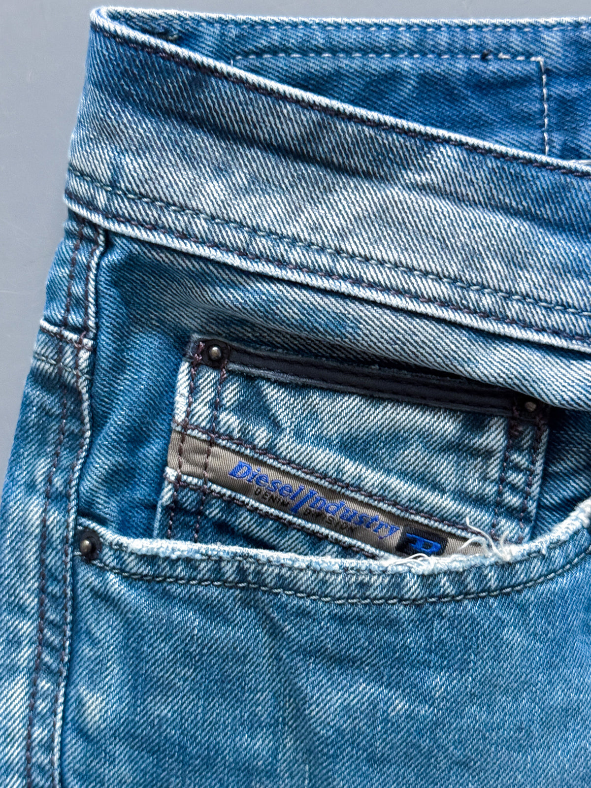 Diesel Vintage Jeans | L