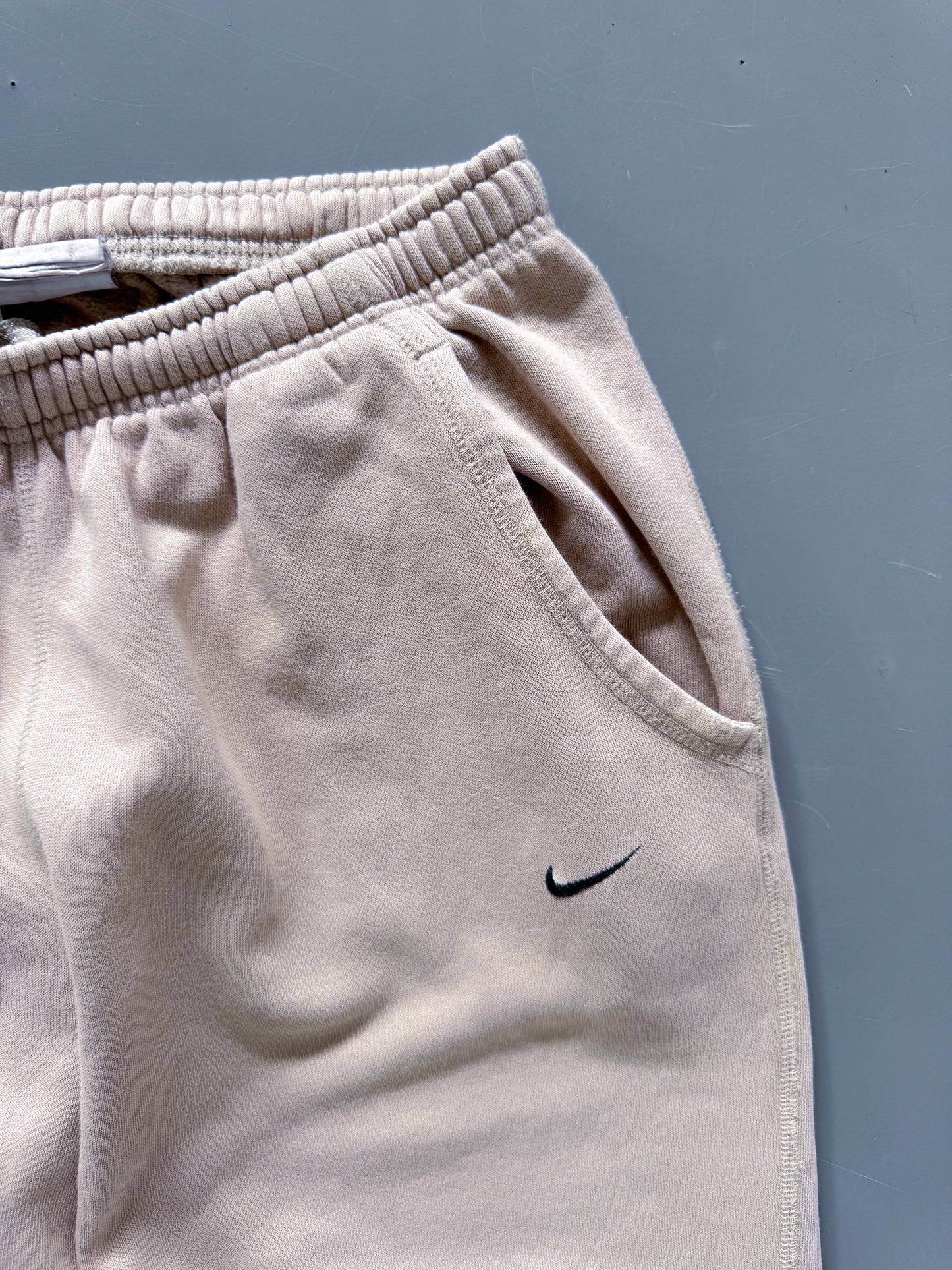Nike Vintage *PREMIUM* Sweatpants | M