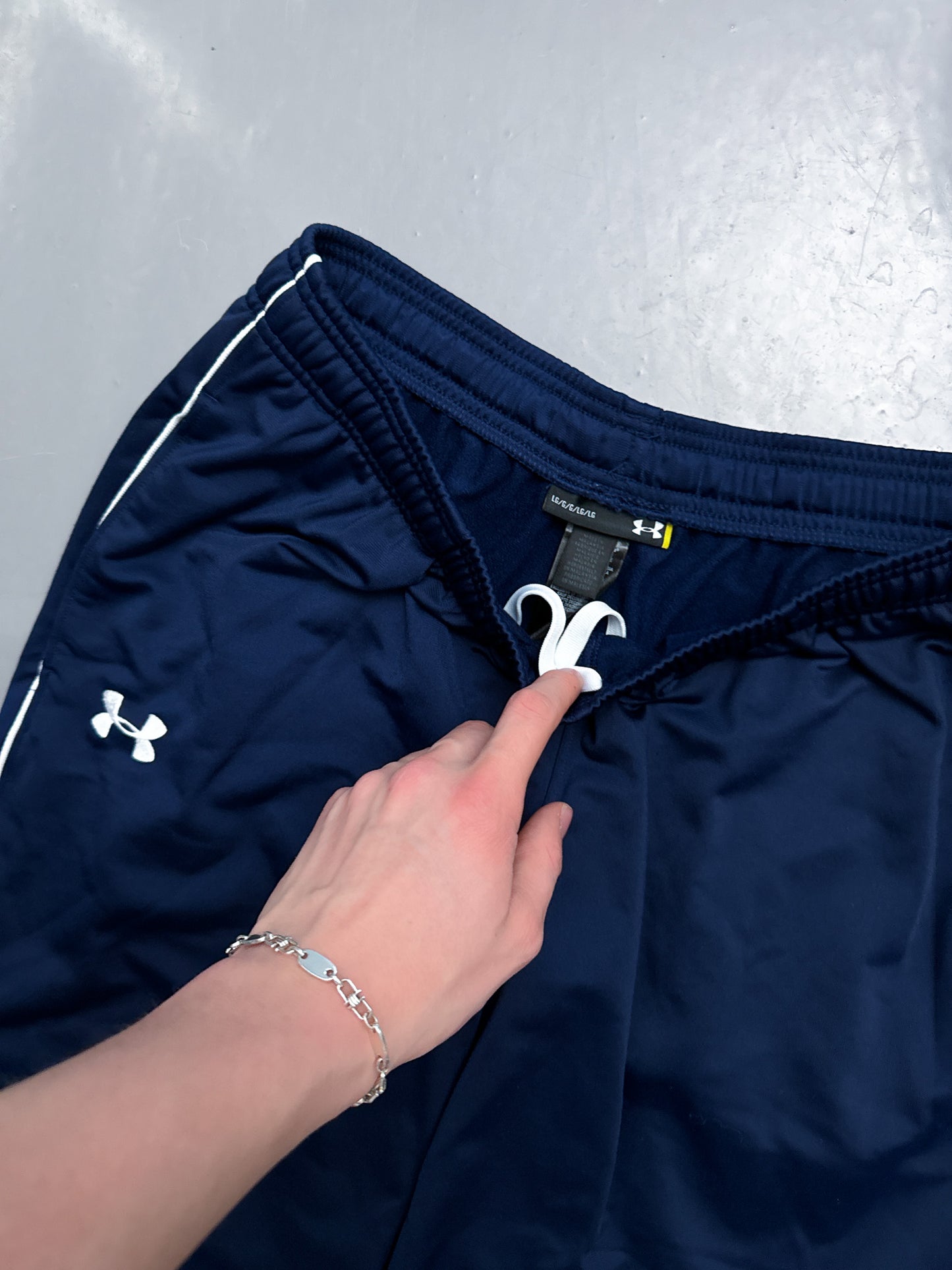 Under Armour Vintage Trackpants | M