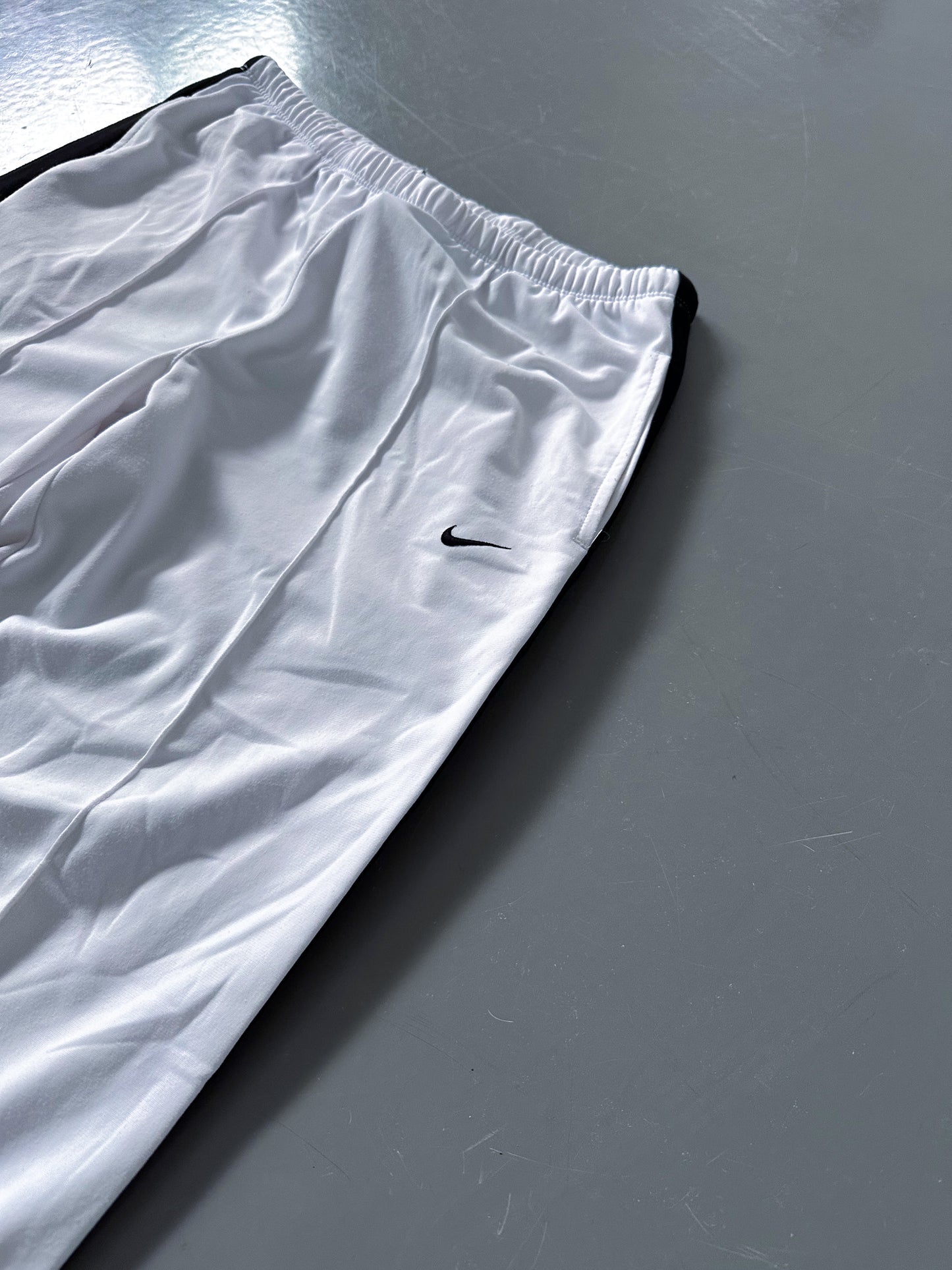 Nike Vintage Trackpants | M