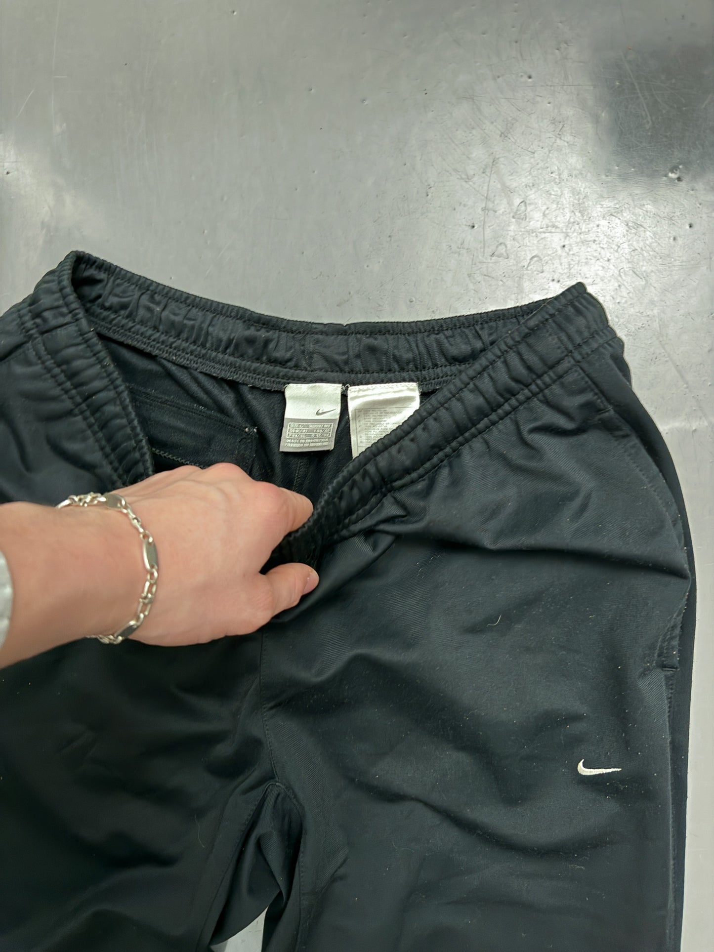 Nike Vintage Trackpants | L