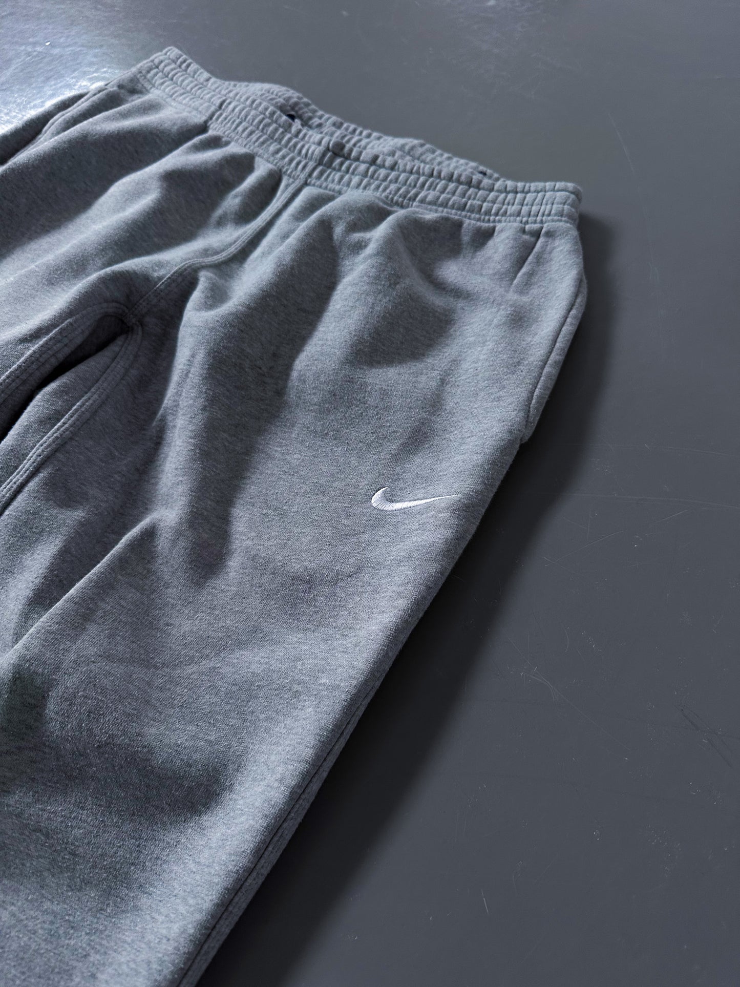 Nike Vintage Sweatpants | L