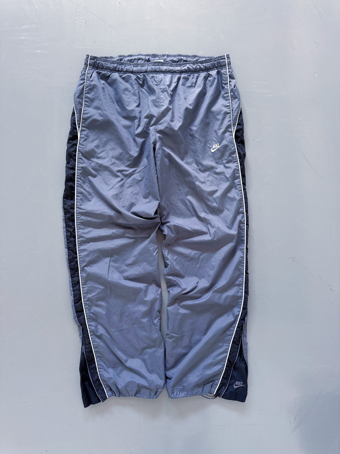 Nike Vintage Trackpants | L